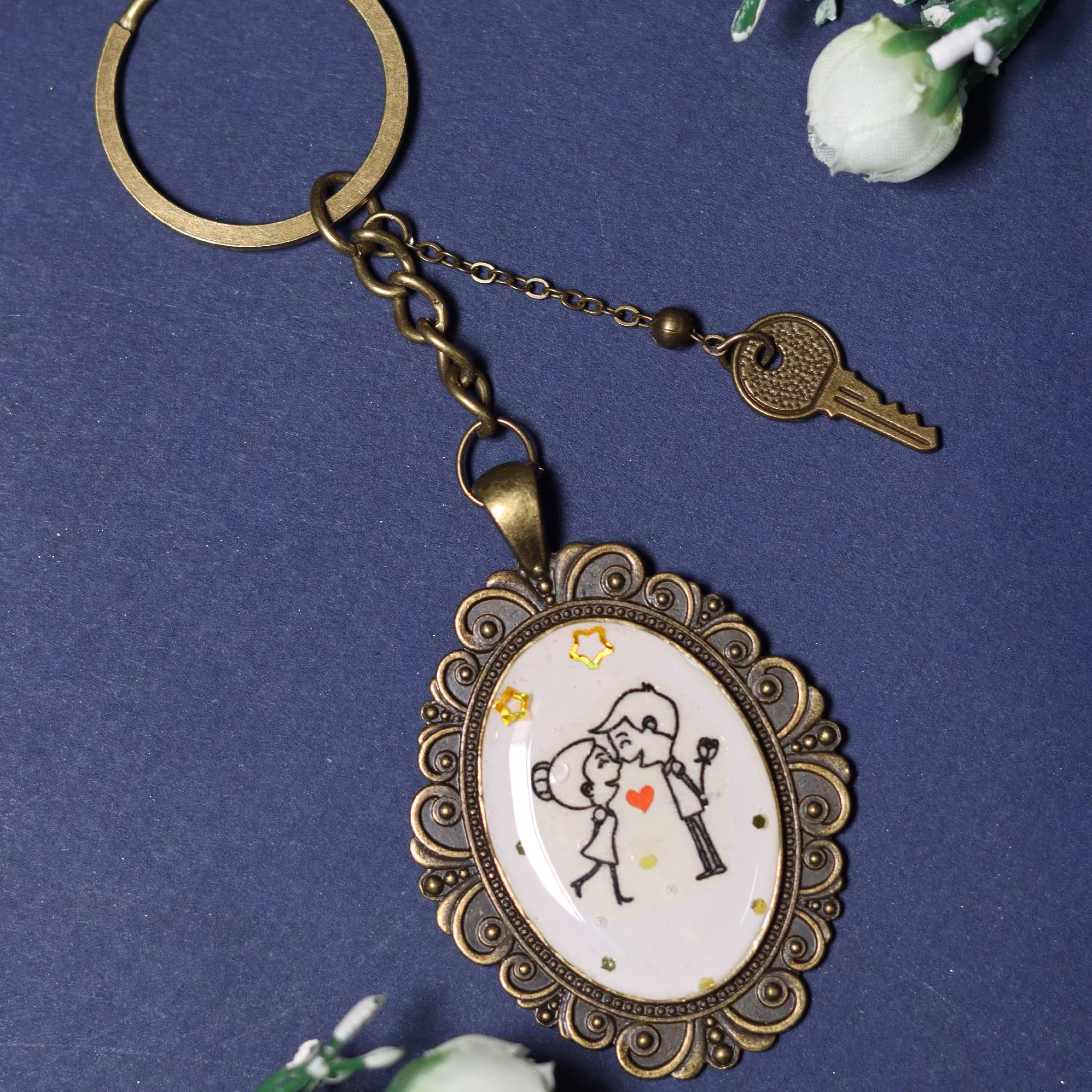 جاکلیدی عاشقانه قاب برنز آویز دارطرح رندوم