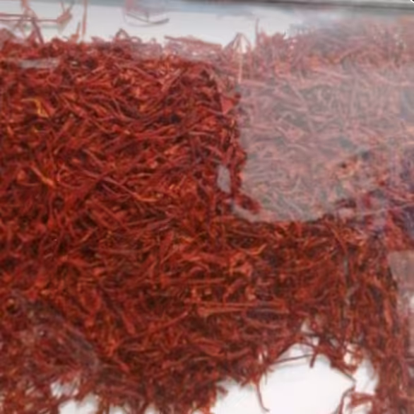 زعفران قاینات سرگل شبه نگین قلم درشت برداشت 1401 یک مثقال