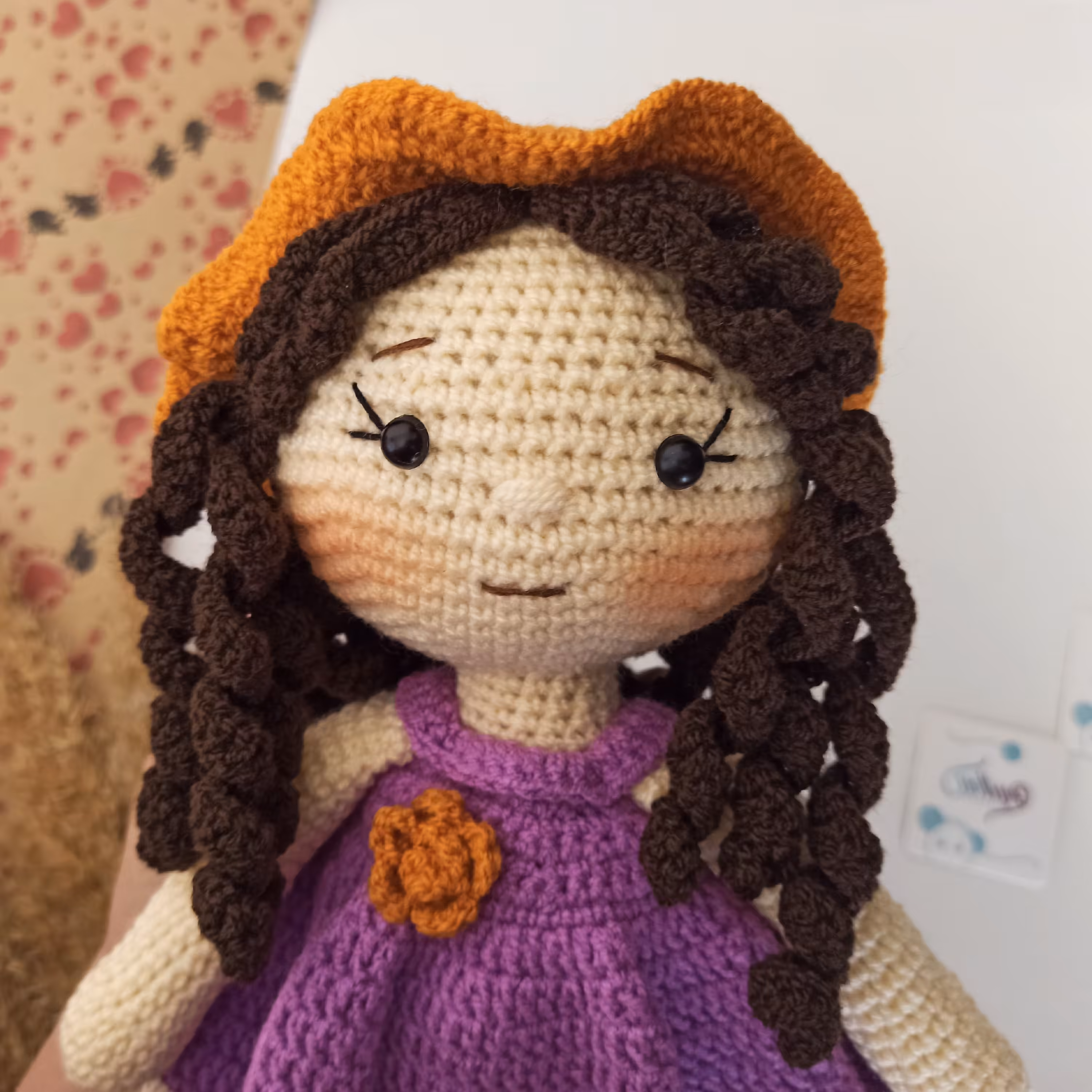 عروسک بافتنی دختر مدل سارا،رنگ یاسی.قد 30سانت