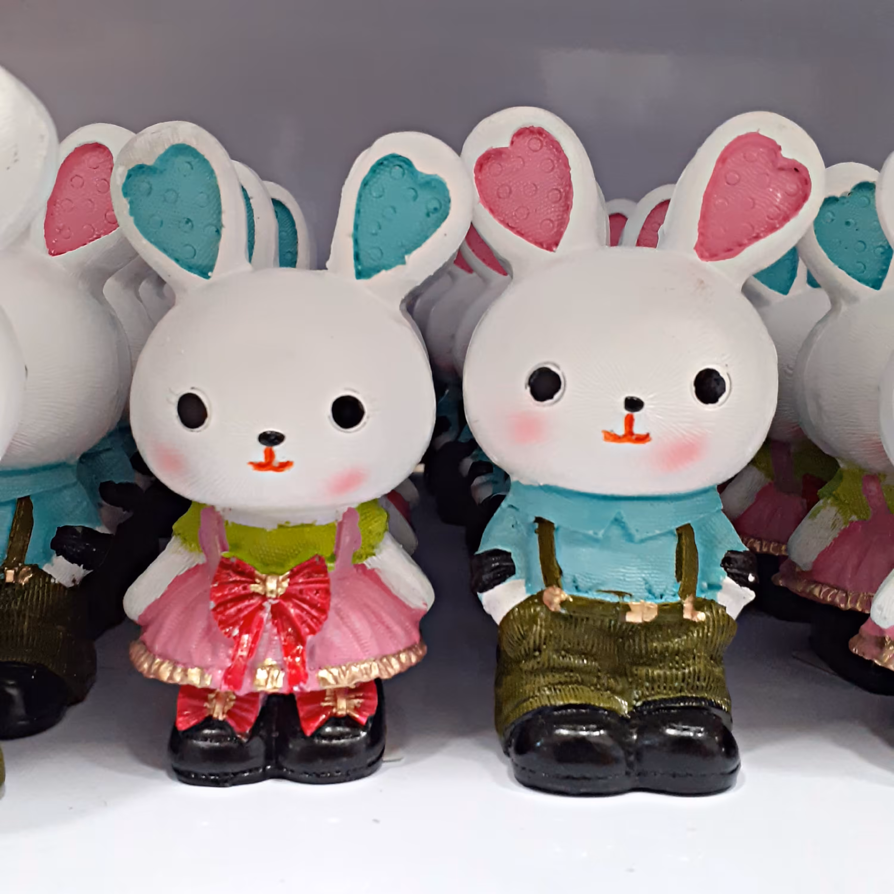 مجسمه خرگوش نماد سال 1402 دو عددی