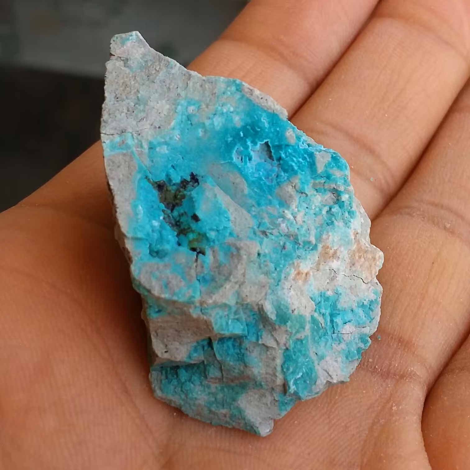 نمونه فوق کلکسیونی سنگ راف کریزوکولا  کله غازی (سبز آبی) خاص محشر بسیار زیبا کاملا طبیعی
کد 10866