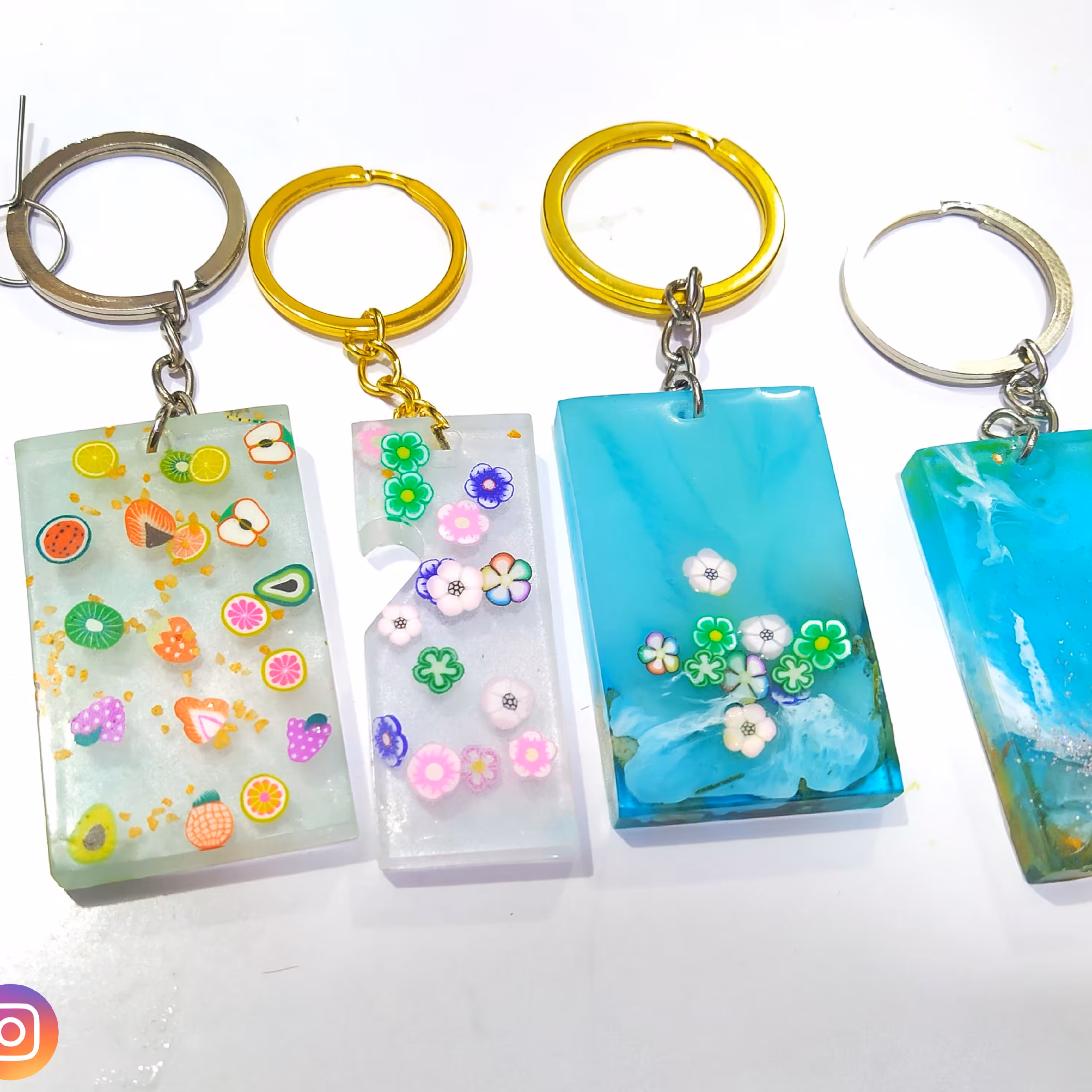 دسته کلید طرح دار دریایی و گل و میوه ای