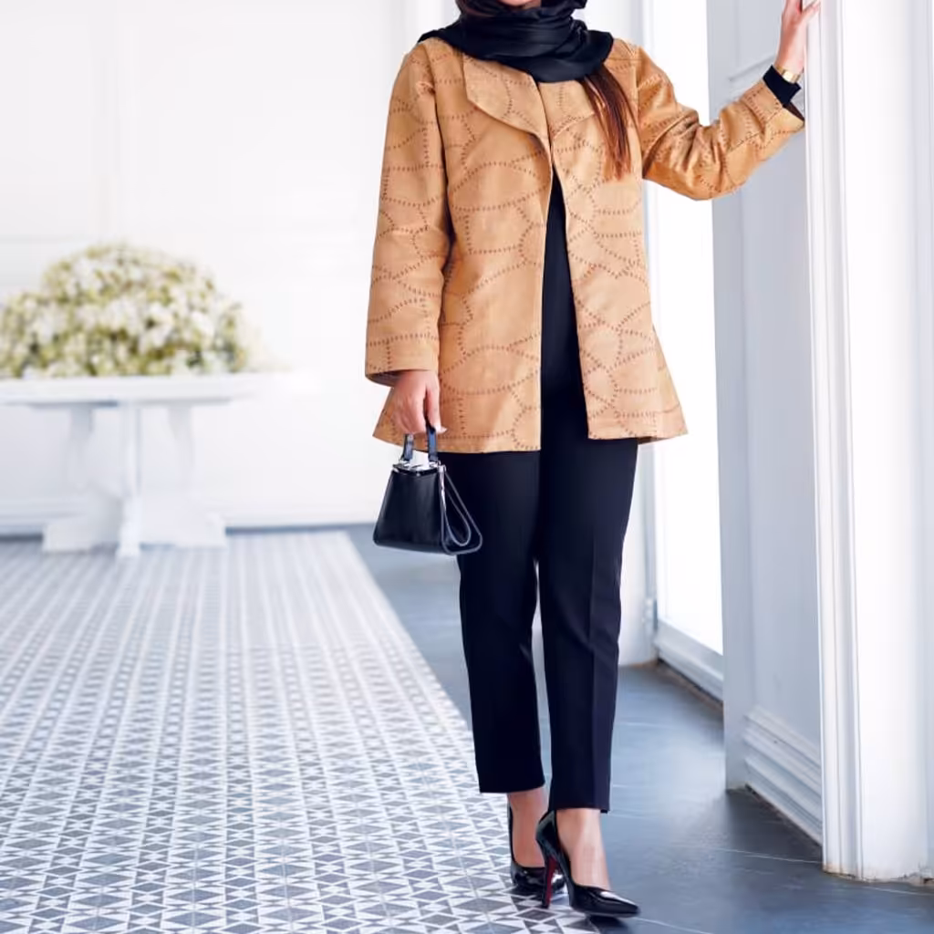 کت تک مزون دوز 
چرم سوییت مدل تاررروت 
قابل سفارش تا سایز  بینهایت و قد دلخواه 
