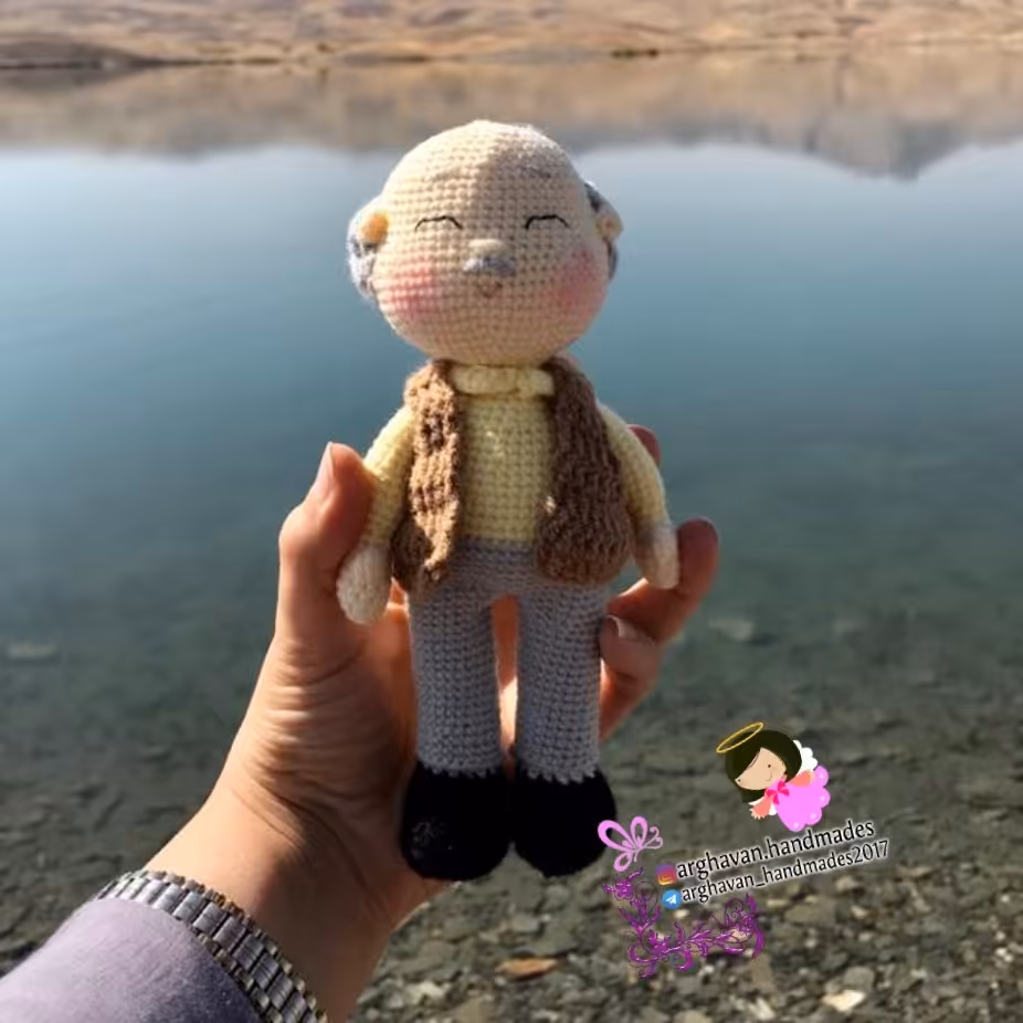 عروسک دستبافت پدربزرگ