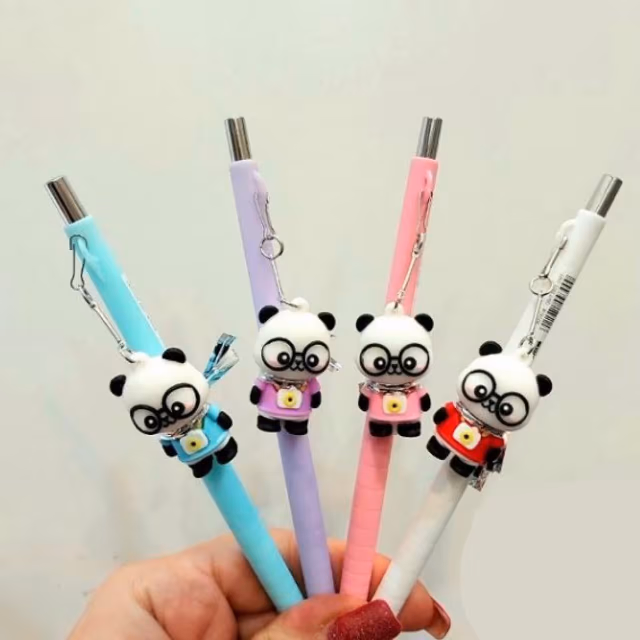 اتود اویزدار پاندا