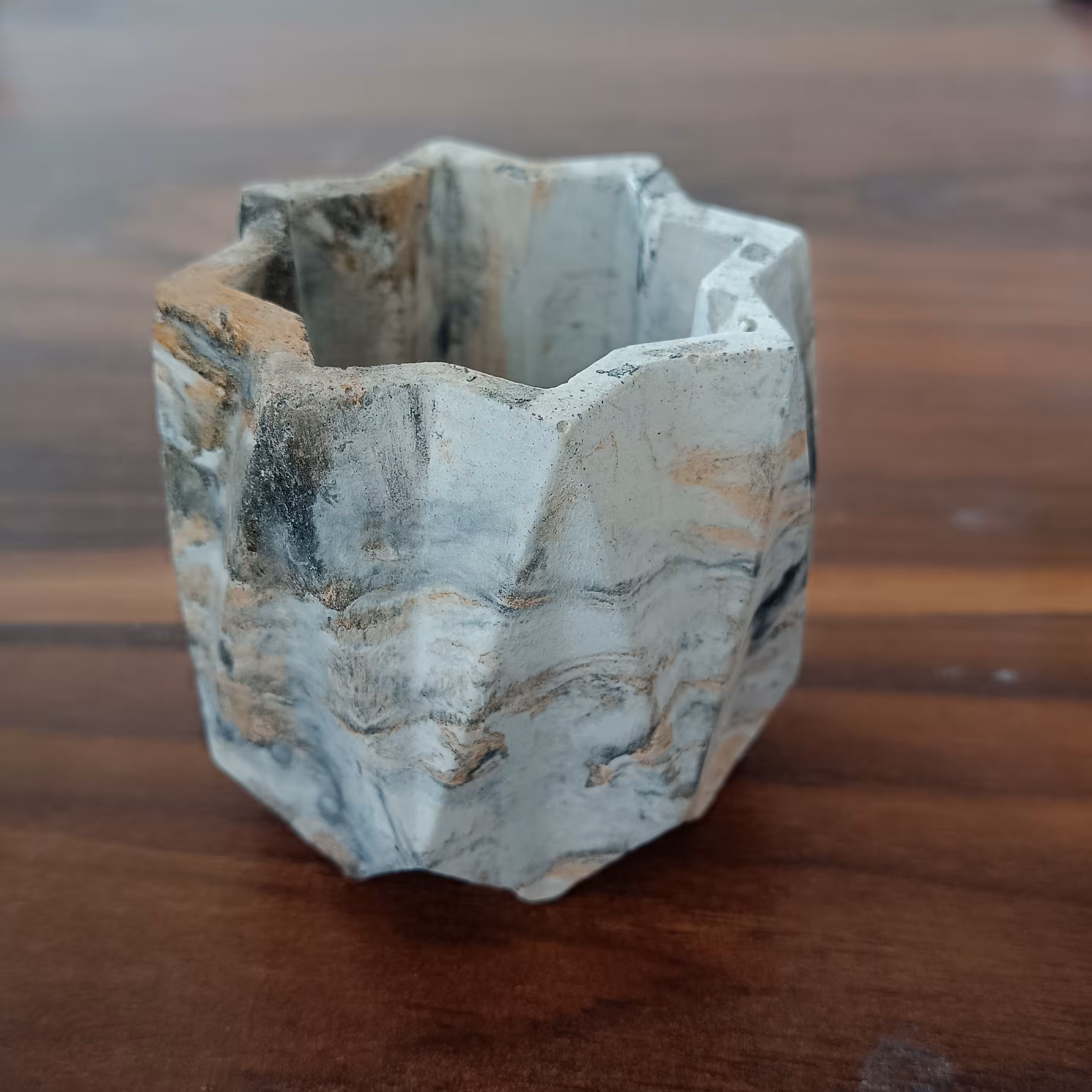 اکسسوری گلدان مینیاتوری کاکتوس و جاشمعی 