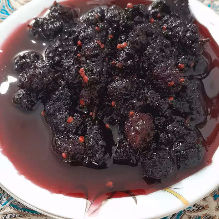 مربای شاه توت تازه و خونگی 