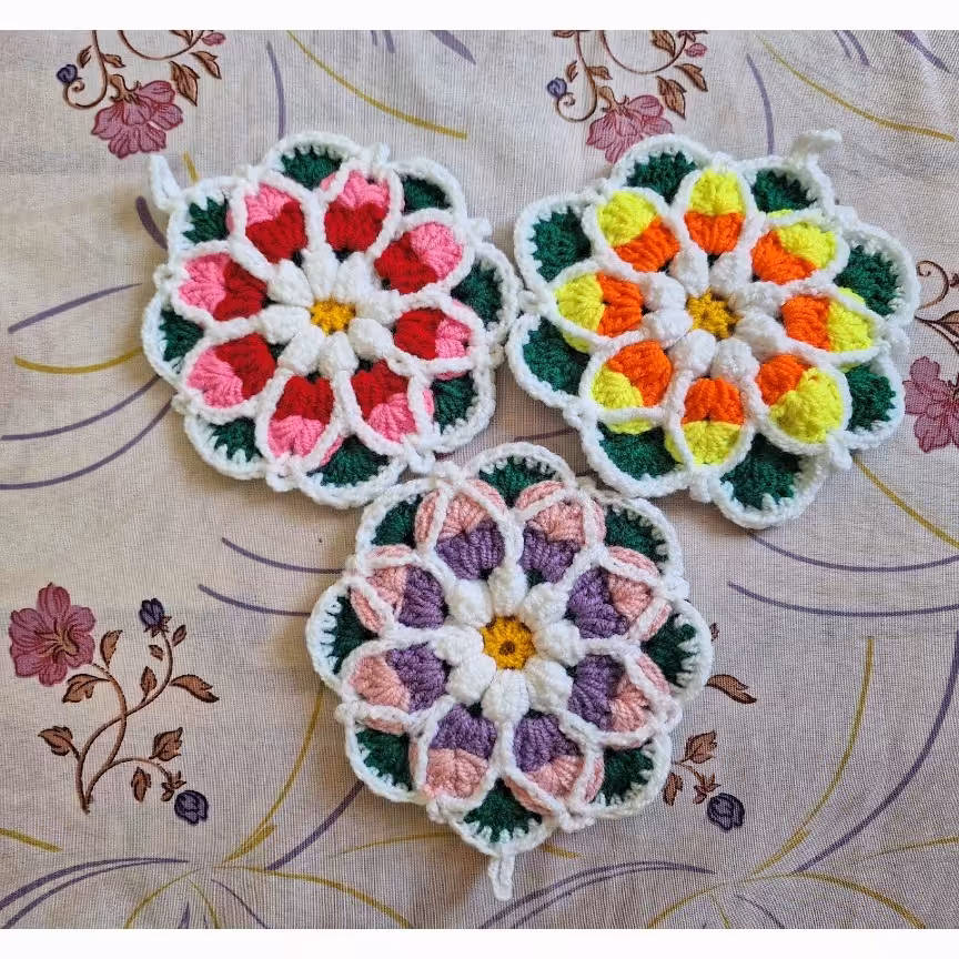 زیر استکانی بافتنی