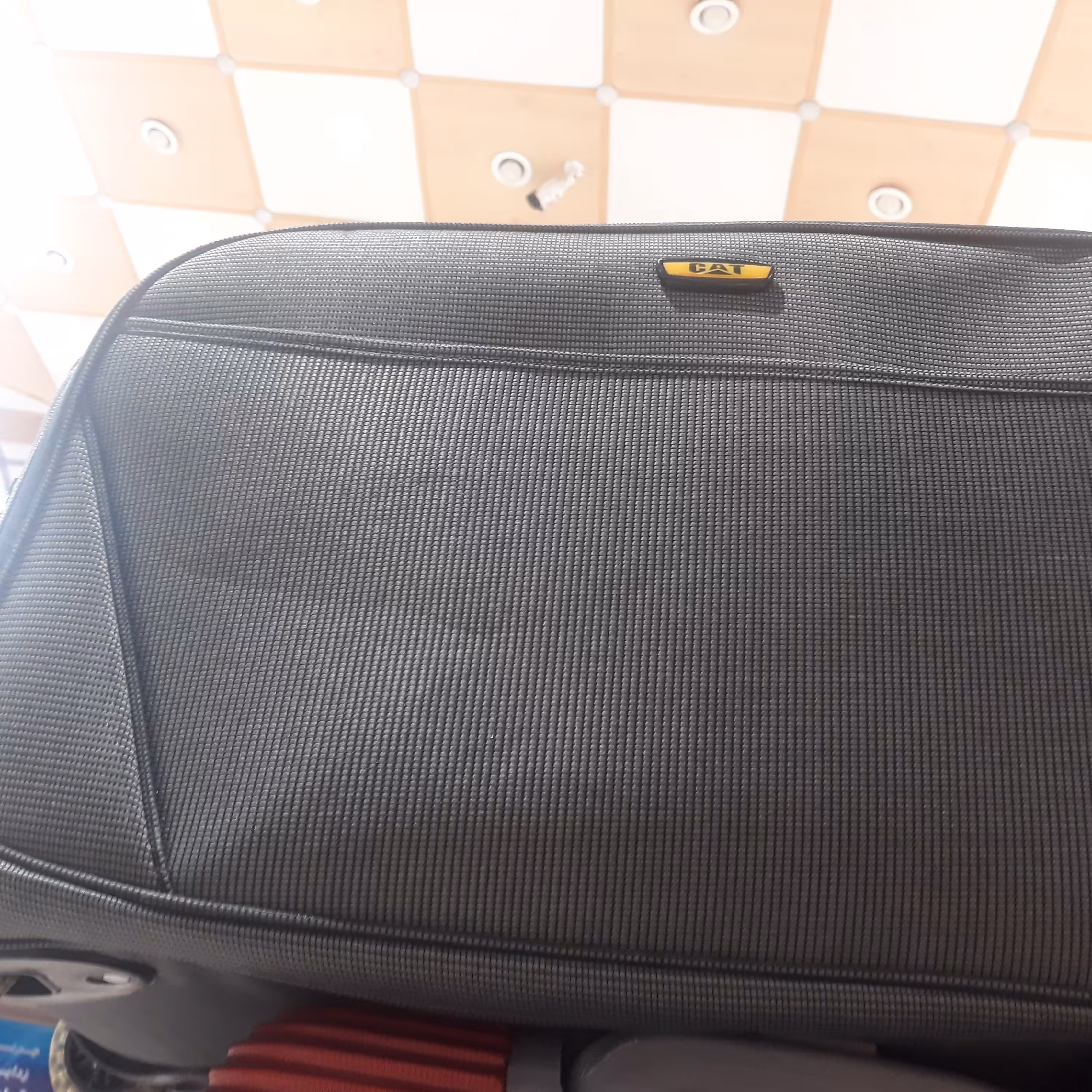 ساک بزر گ چرخدار ودسته دار