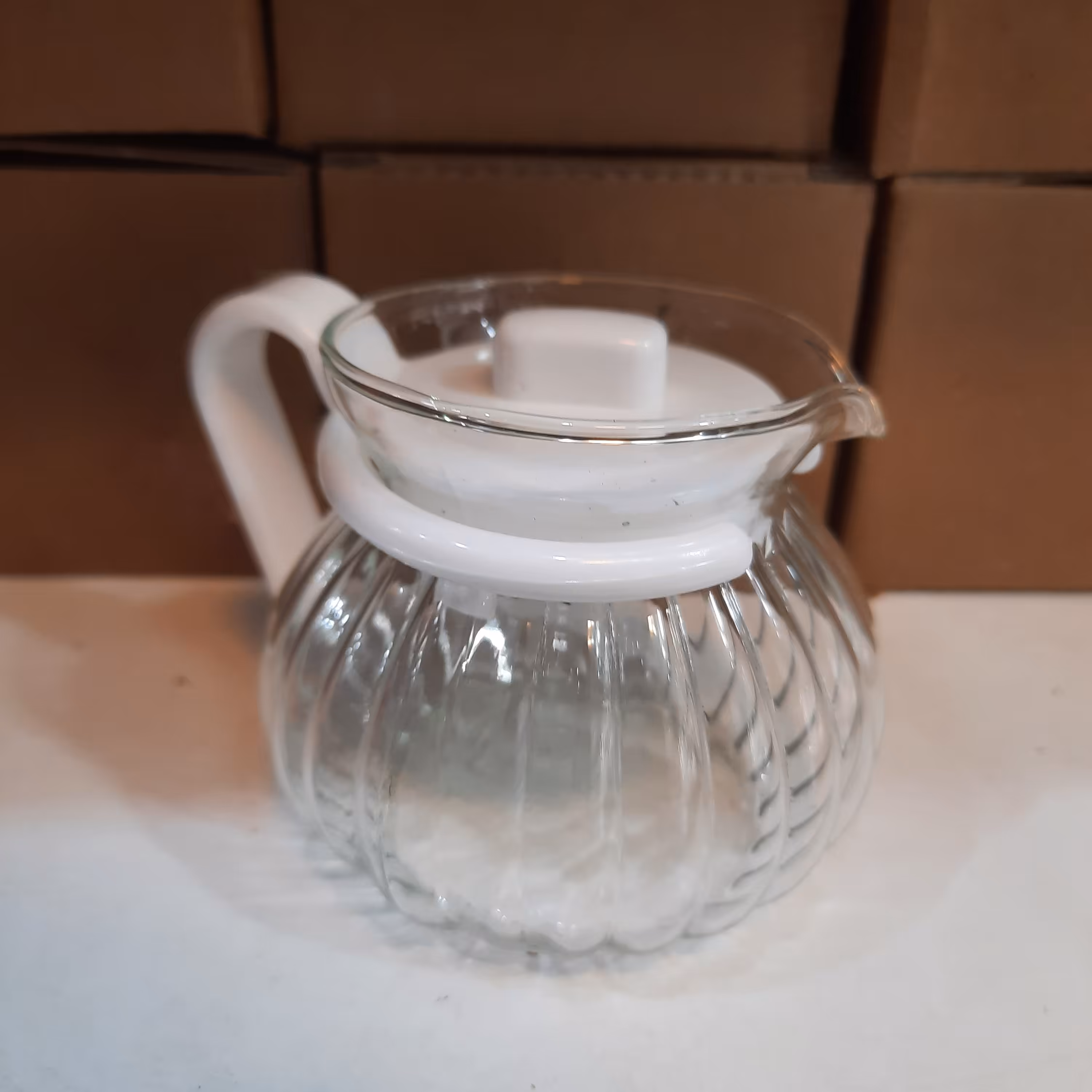 قوری زعفران کوچک در 3 رنگ متفاوت جنس عالی 