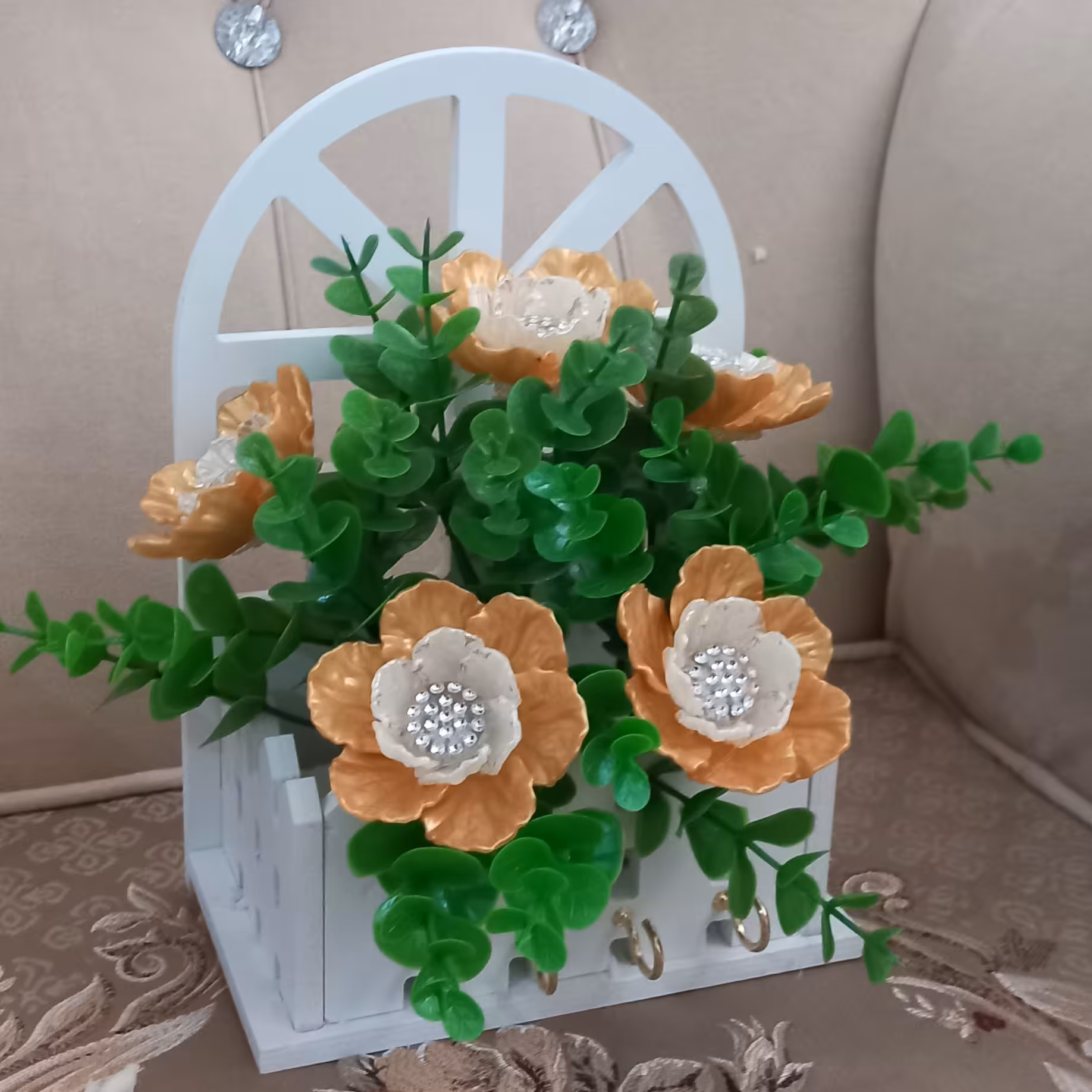 شلف باغچه پر از گل کریستالی 