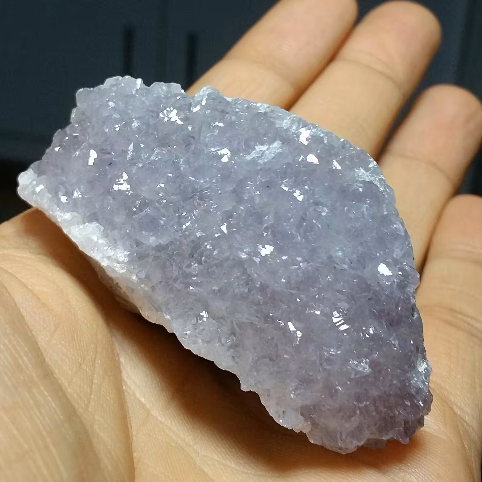 سنگ راف آمیتیس بلور درشت پر رنگ بسیار زیبا دیدنی کاملا طبیعی شاهکار خلقت خااااص
کد 9776