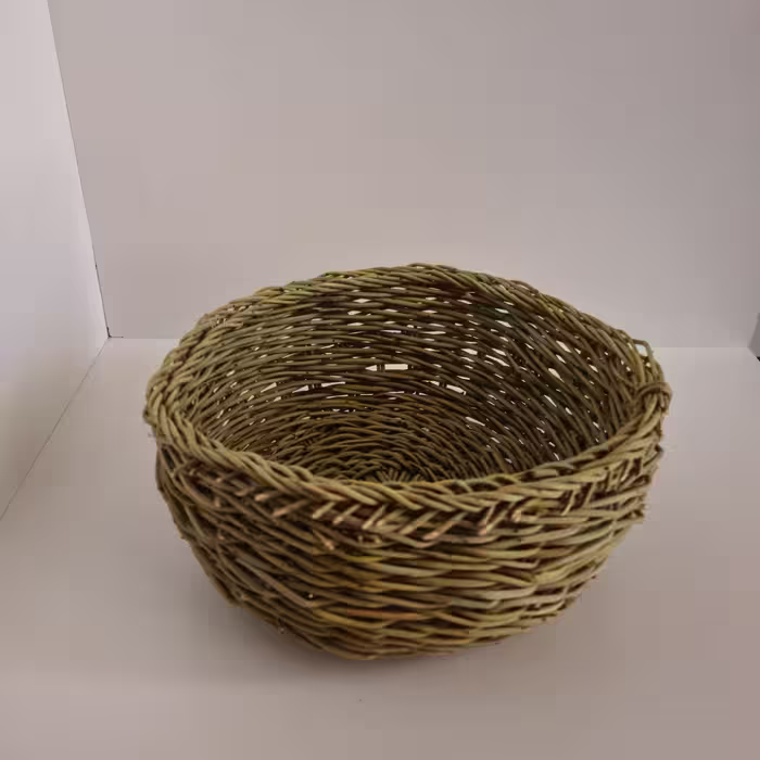 سبد بادومی  گود قطر  تقریبی 20 سانت (پس کرایه)
