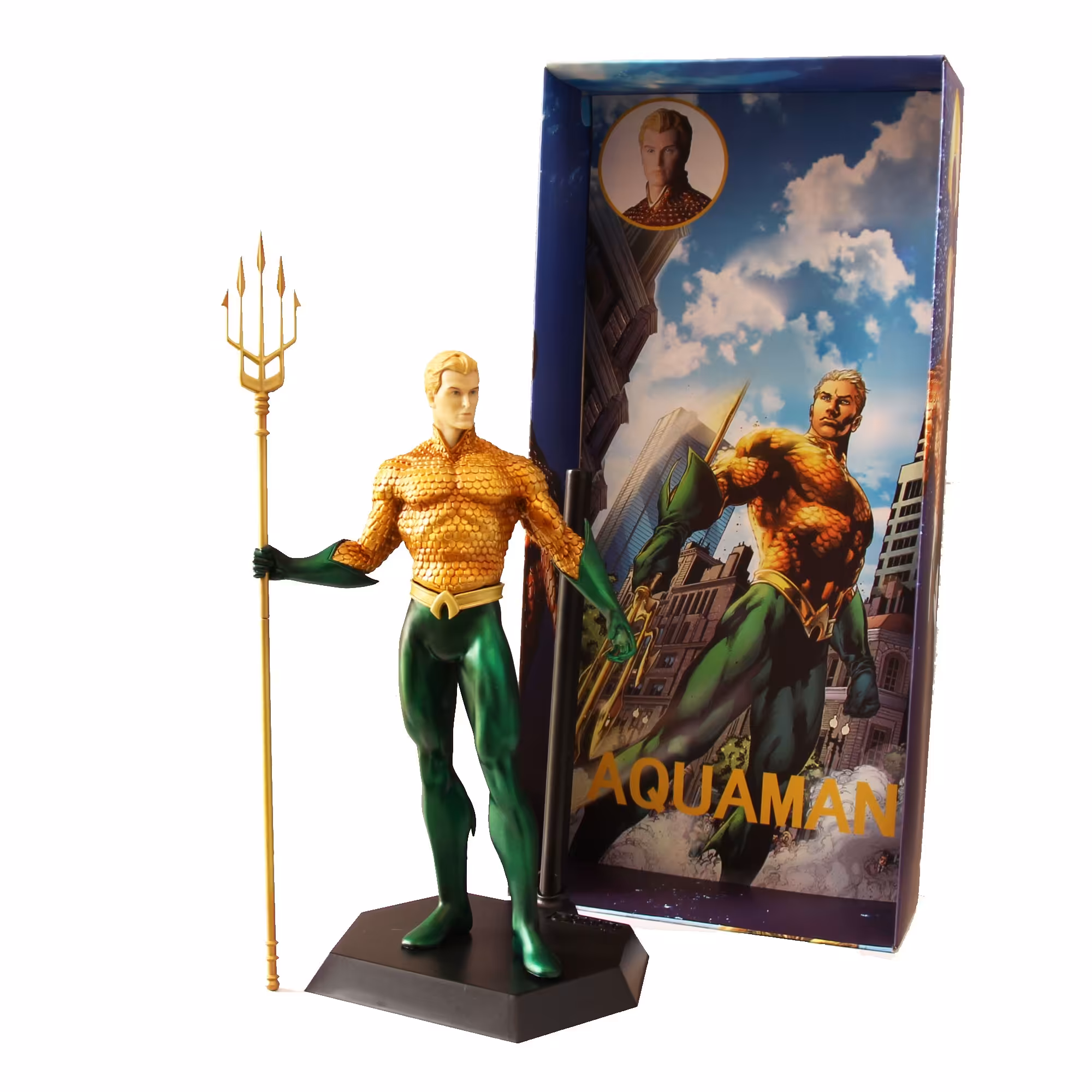 اکشن فیگور آکوامن(aqua man)اورجینال برند کریزی تویز