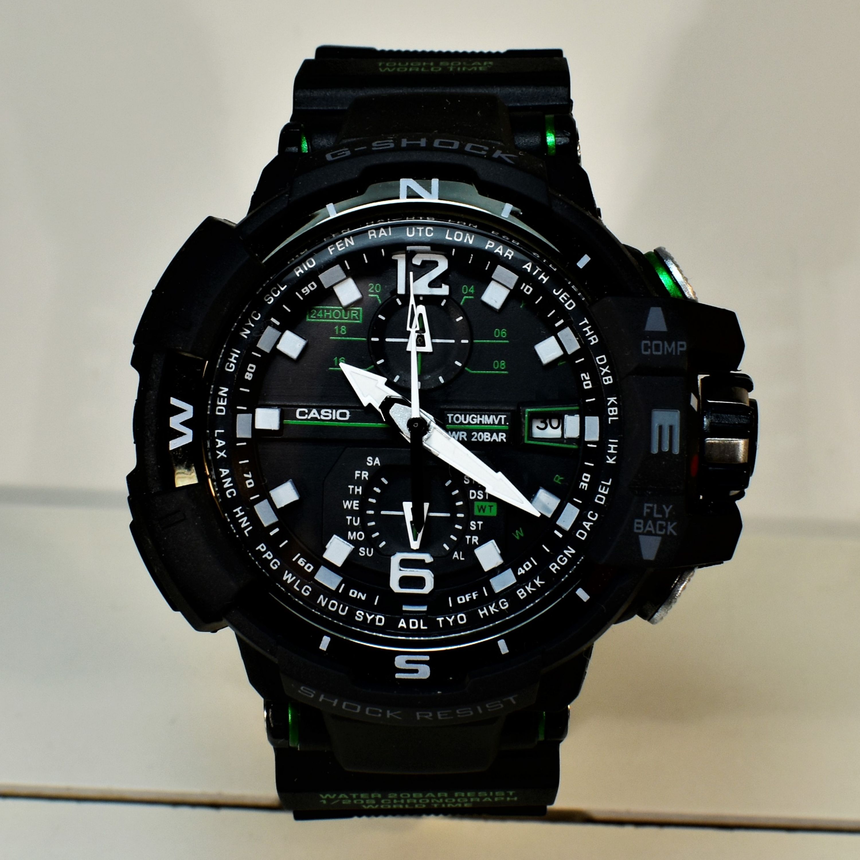 CASIO G-SHOCH CHRONOGRAPH GW-A1100 کاسیو جی شاک سه موتوره کرنوگراف رنگی سبک