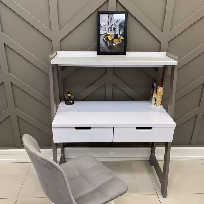 میز تحریر سایز متوسط 