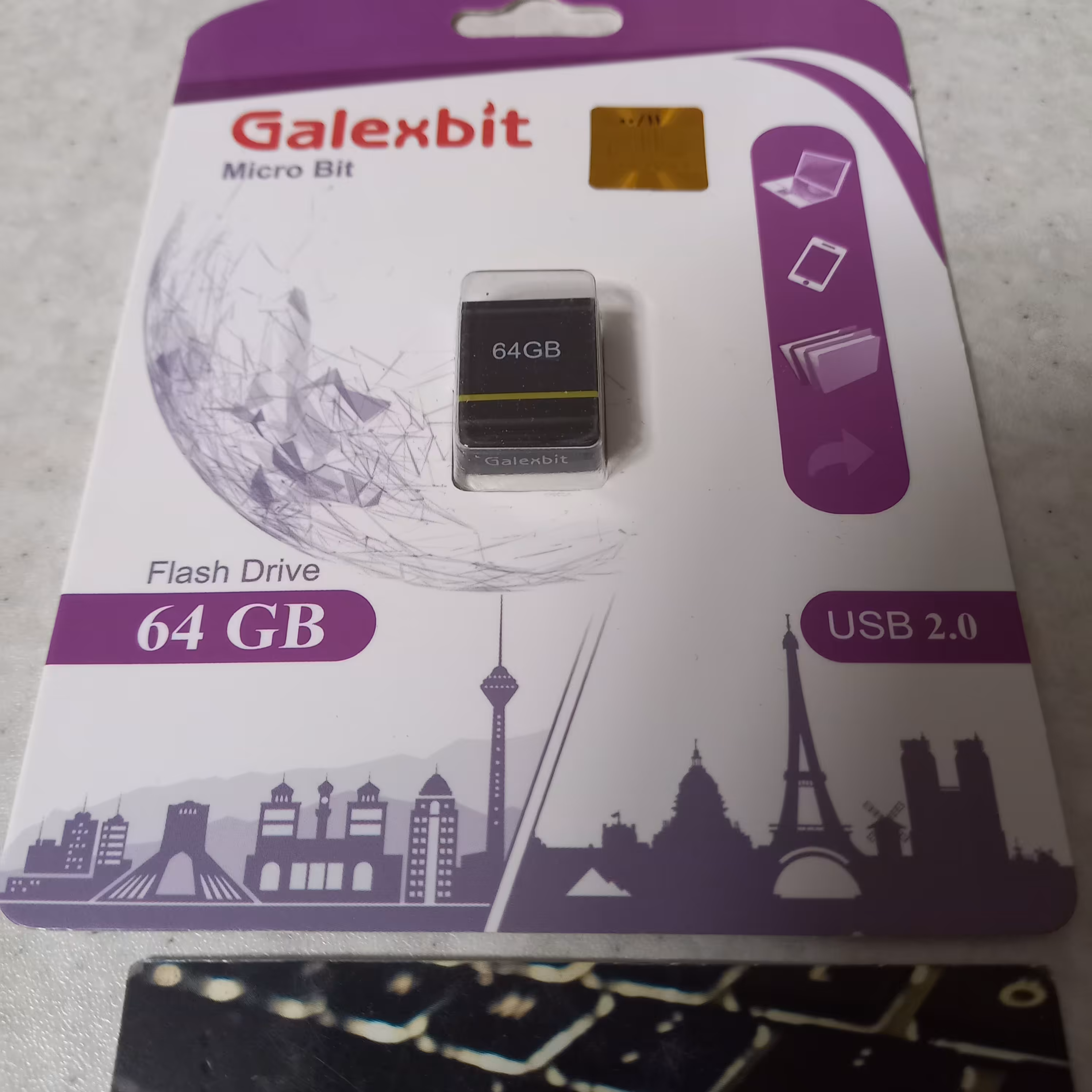 فلش 64 گیگ گلکس بیت Galexbit Micro Bit ابعاد

19.8× 15.6× 6.82 میلی‌متر
