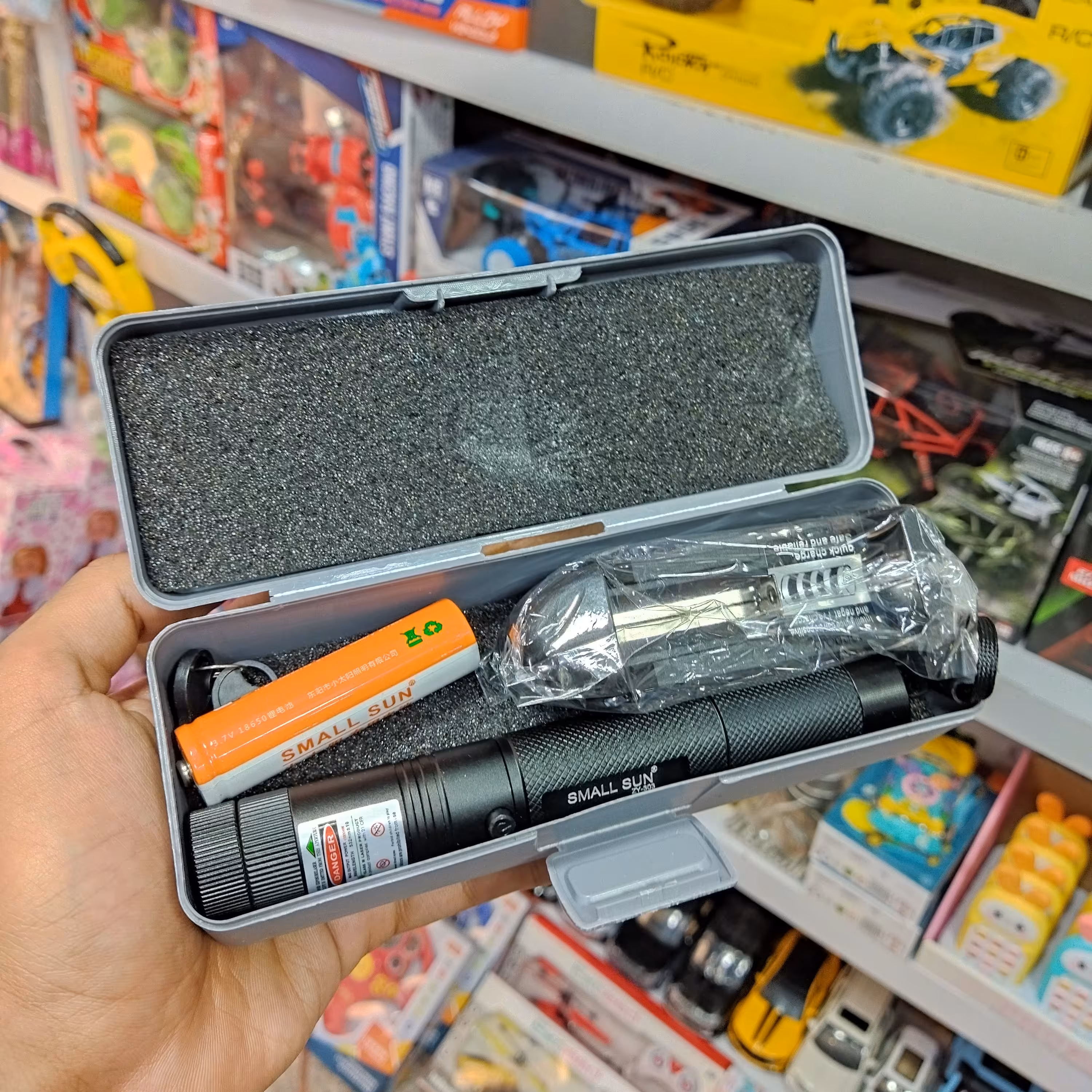 لیزر شارژی 12 کیلومتر مدل اسمال سان 2024 جنس اصلی وارداتی