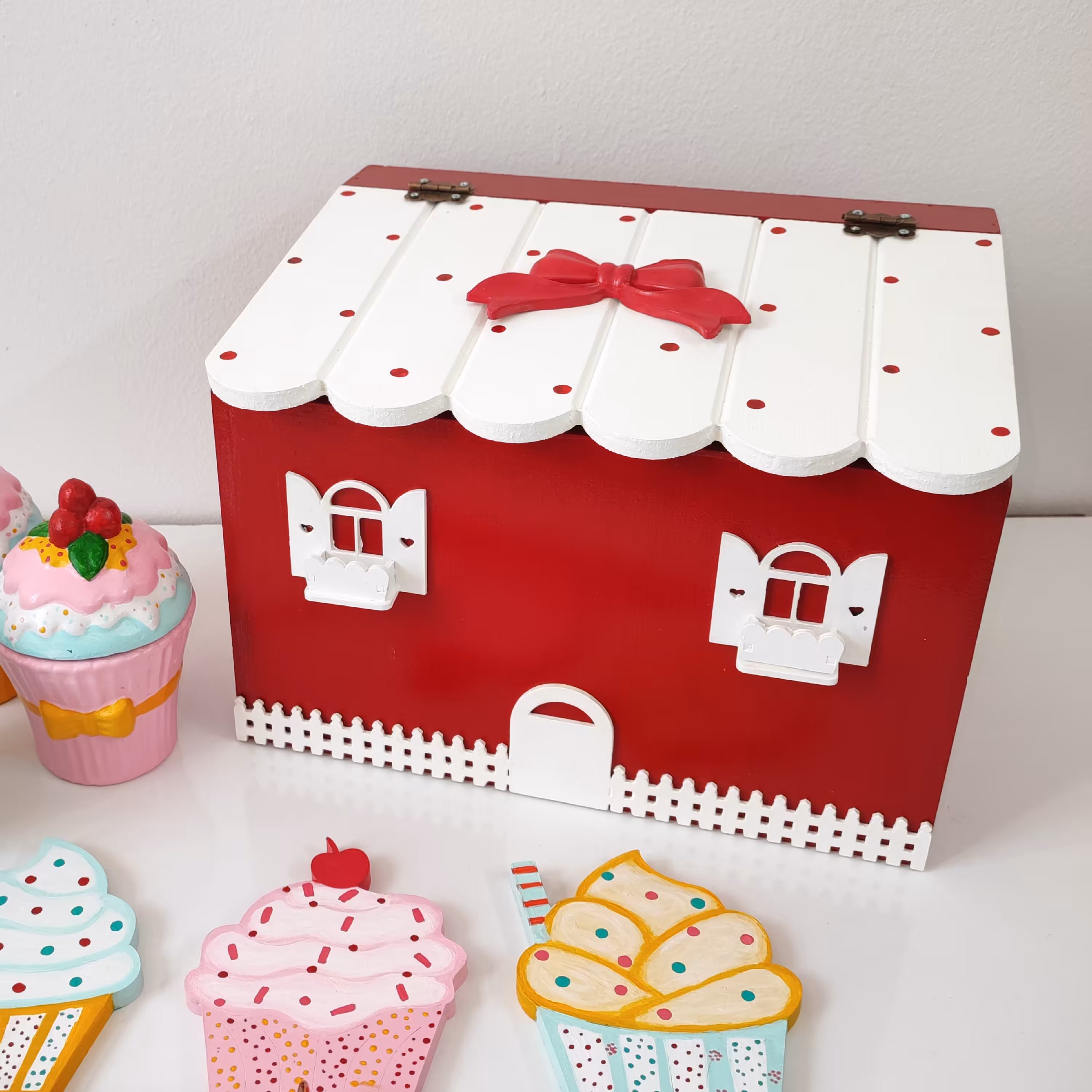 جانونی مدل کلبه 