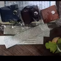 حرز امام جواد (علیه السلام)با رعایت تمام آداب و شرایط به همراه کیف چرمی باکیفیت (نوشته شده در ساعت سعد و روی برگ مخصوص)
