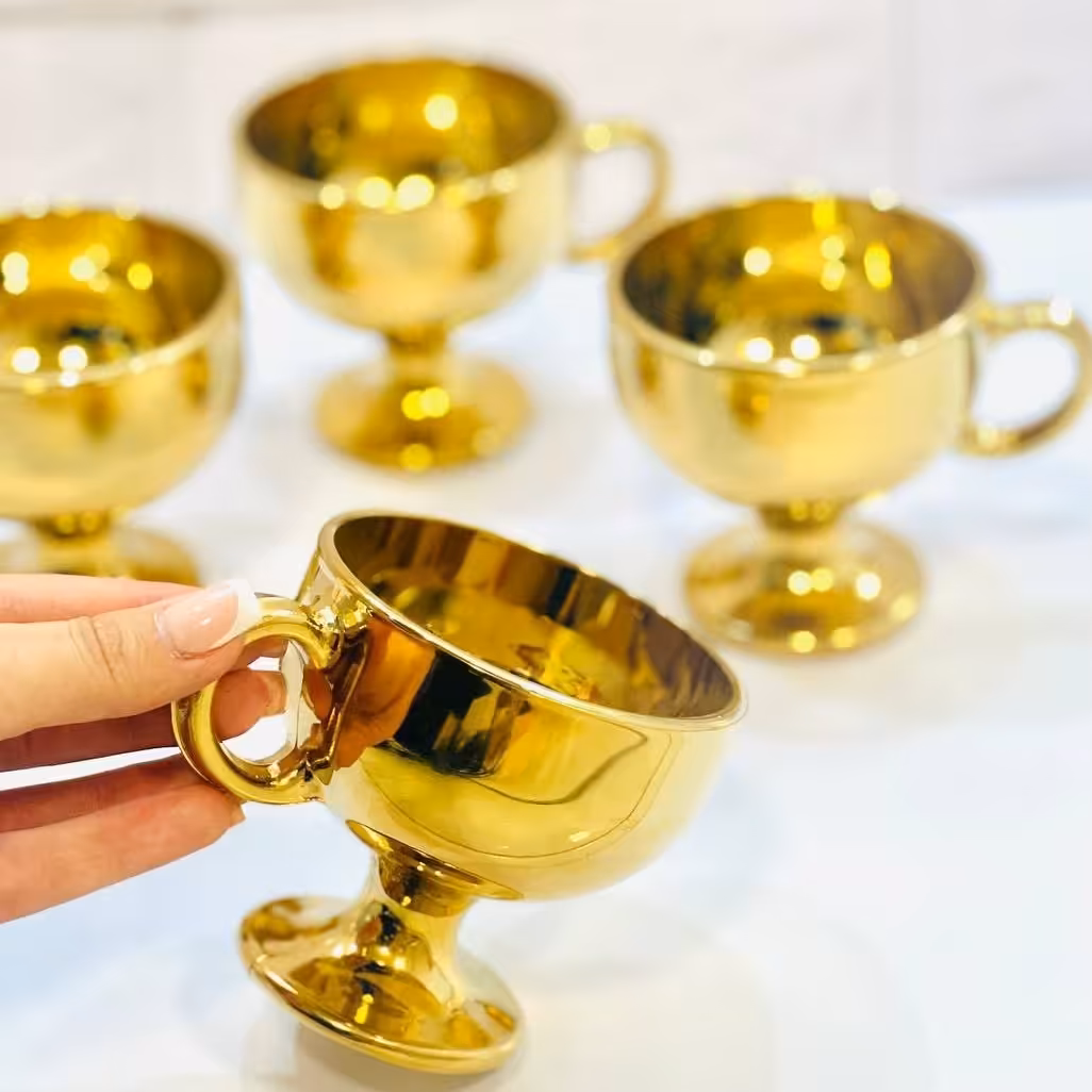 بستنی خوری اورانوس طلایی 