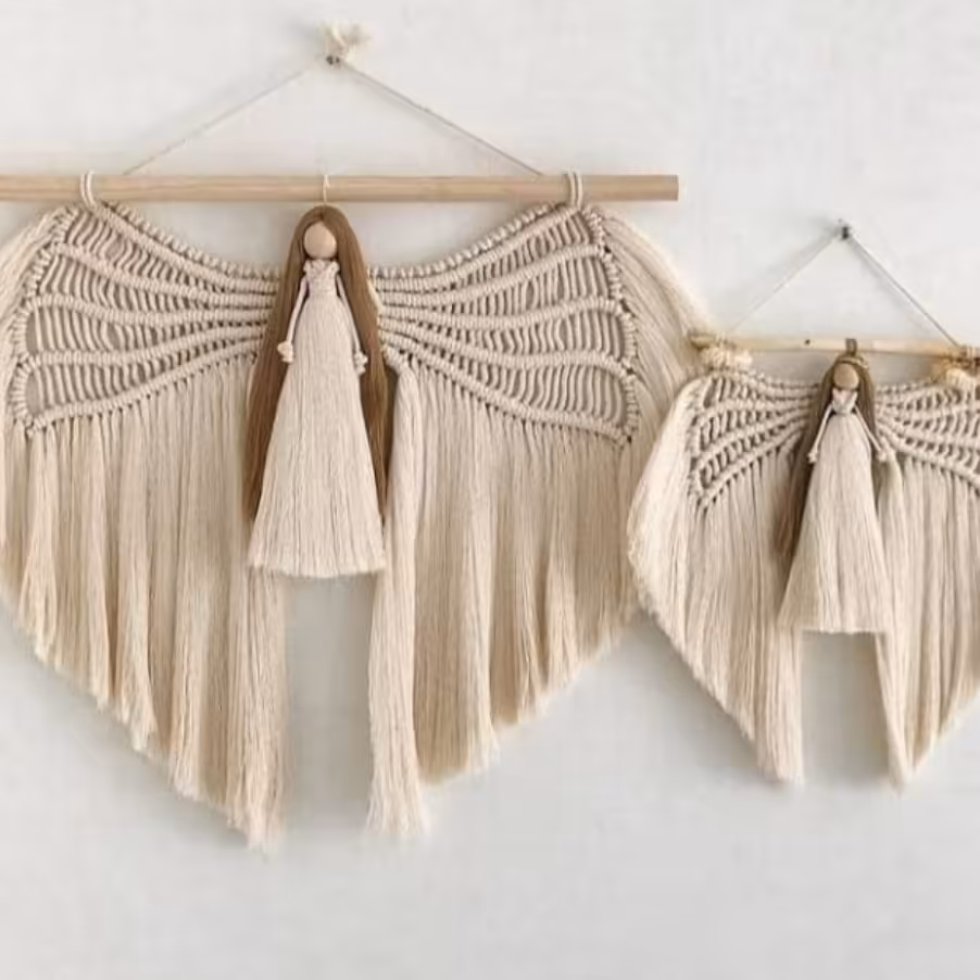 ست فرشته بالدار مکرومه