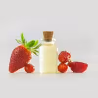 اسانس مایع توت فرنگی درجه یک در بسته بندی500 گرمی 