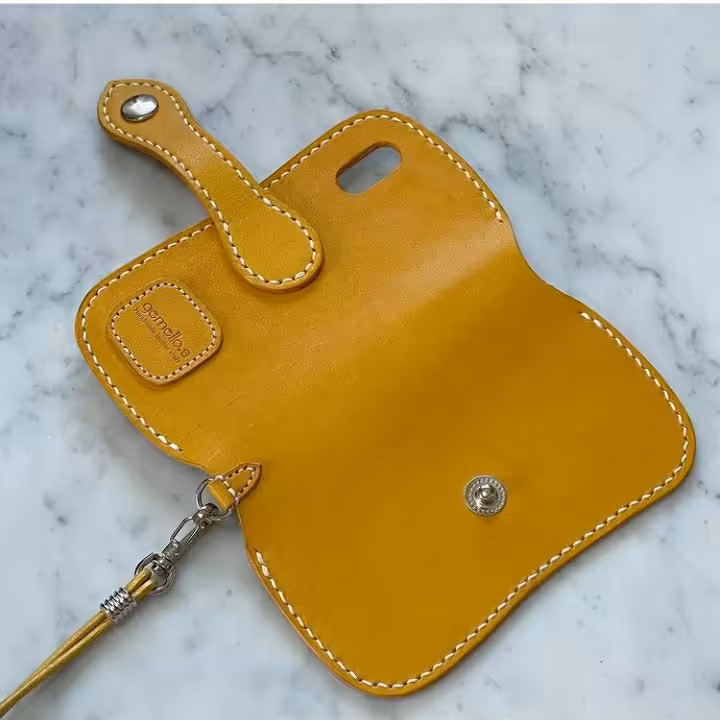 یه کیف گوشی دیگه