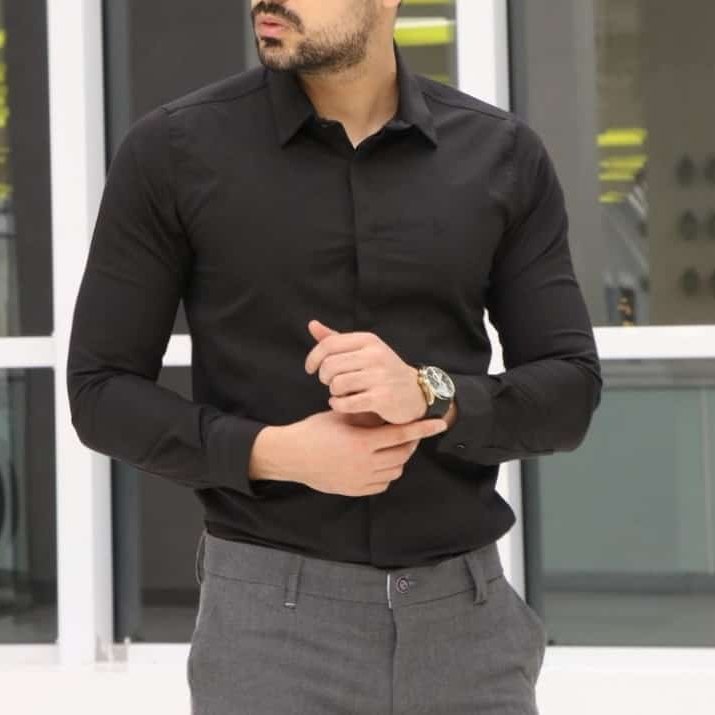 پیراهن مشکی قواره بزرگ  آستین بلند دکمه مخفی