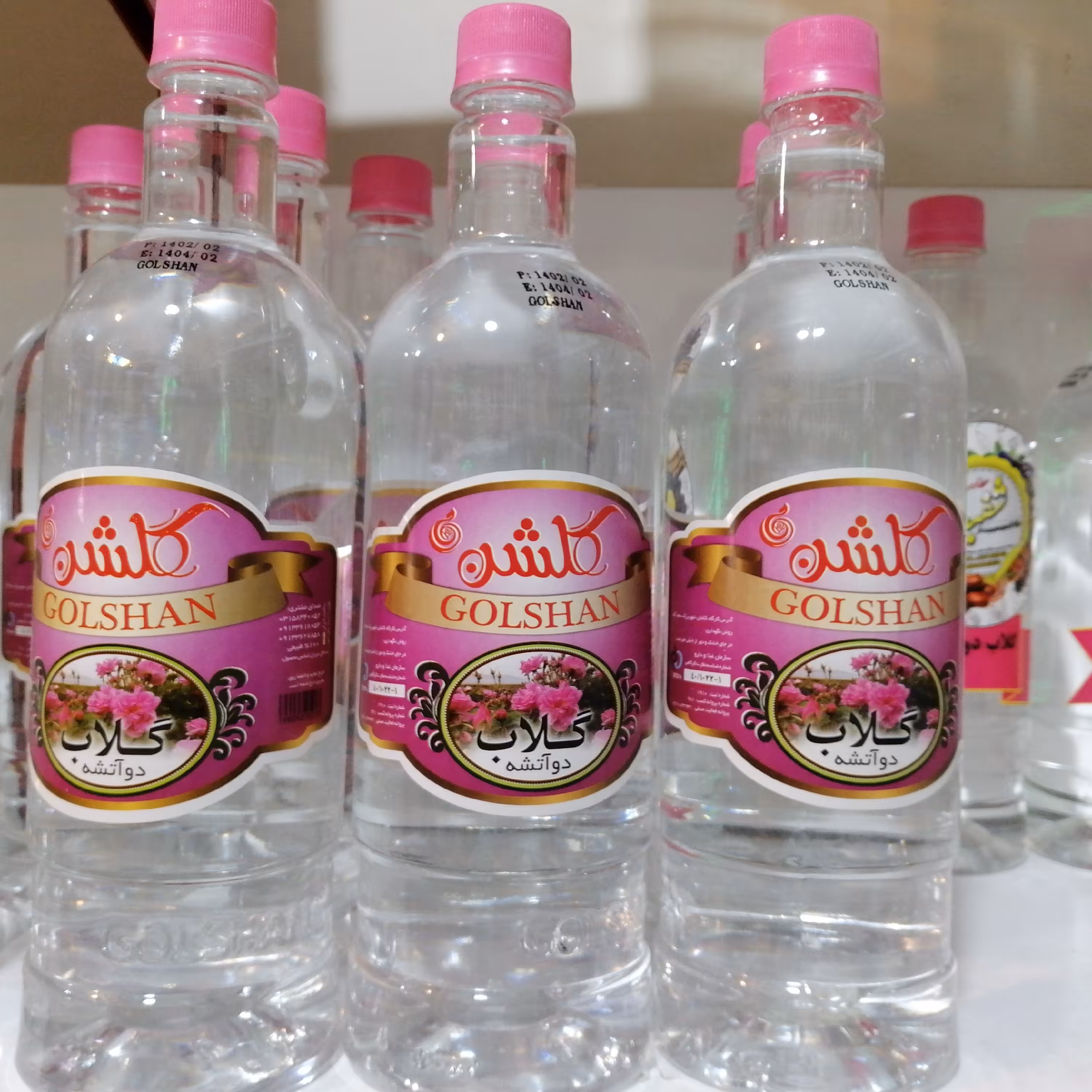 گلاب دوآتشه 42 عیار سنگین (بو و عطر عالی و طعم تلخ) 