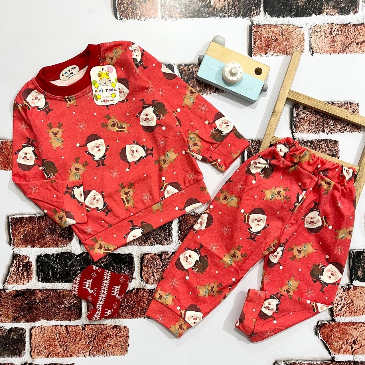 بلوز شلوار اسپرت طرح بابا نوئل