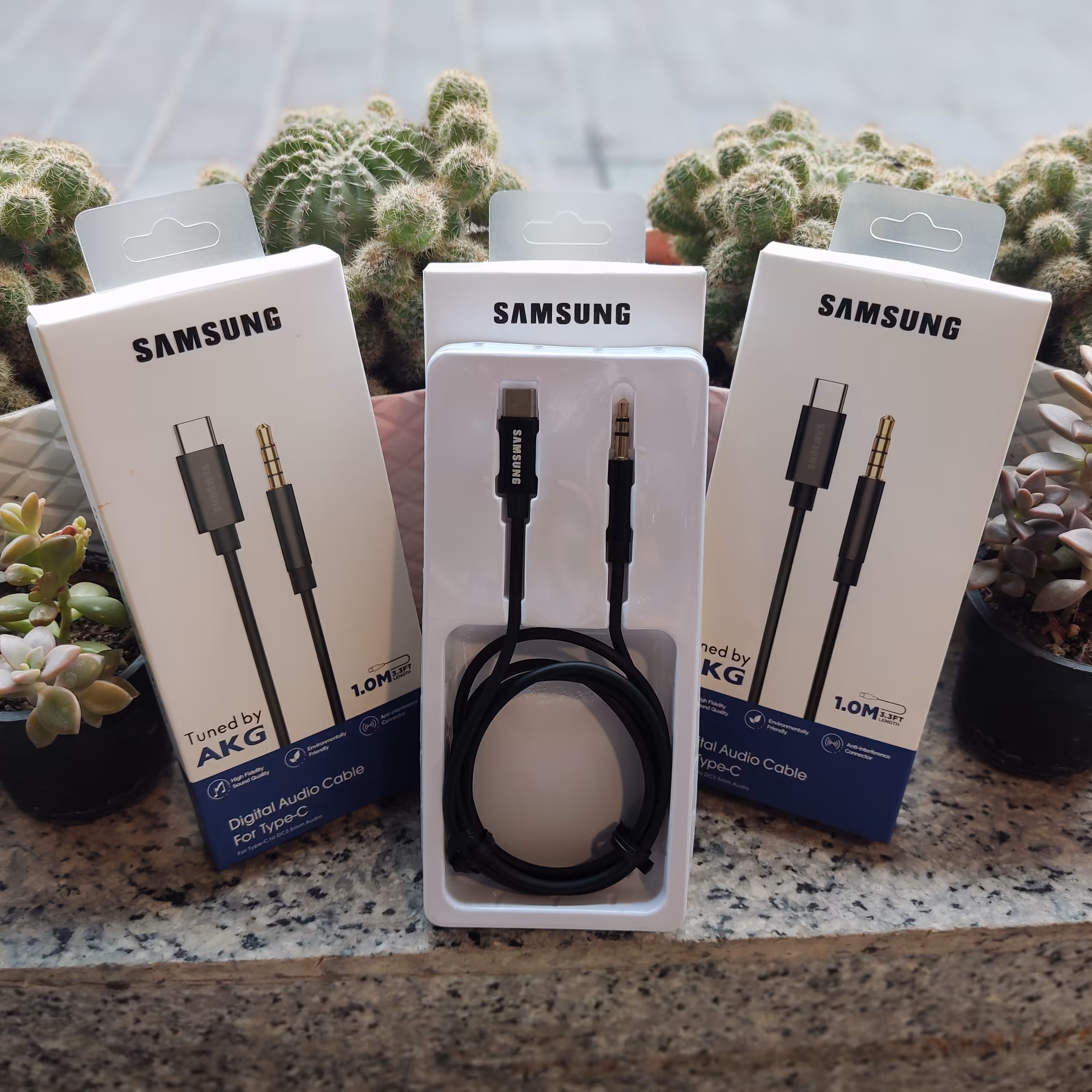 کابل تایپ سی به آیو ایکس (Type-C To Aux) برند سامسونگ (Samsung)