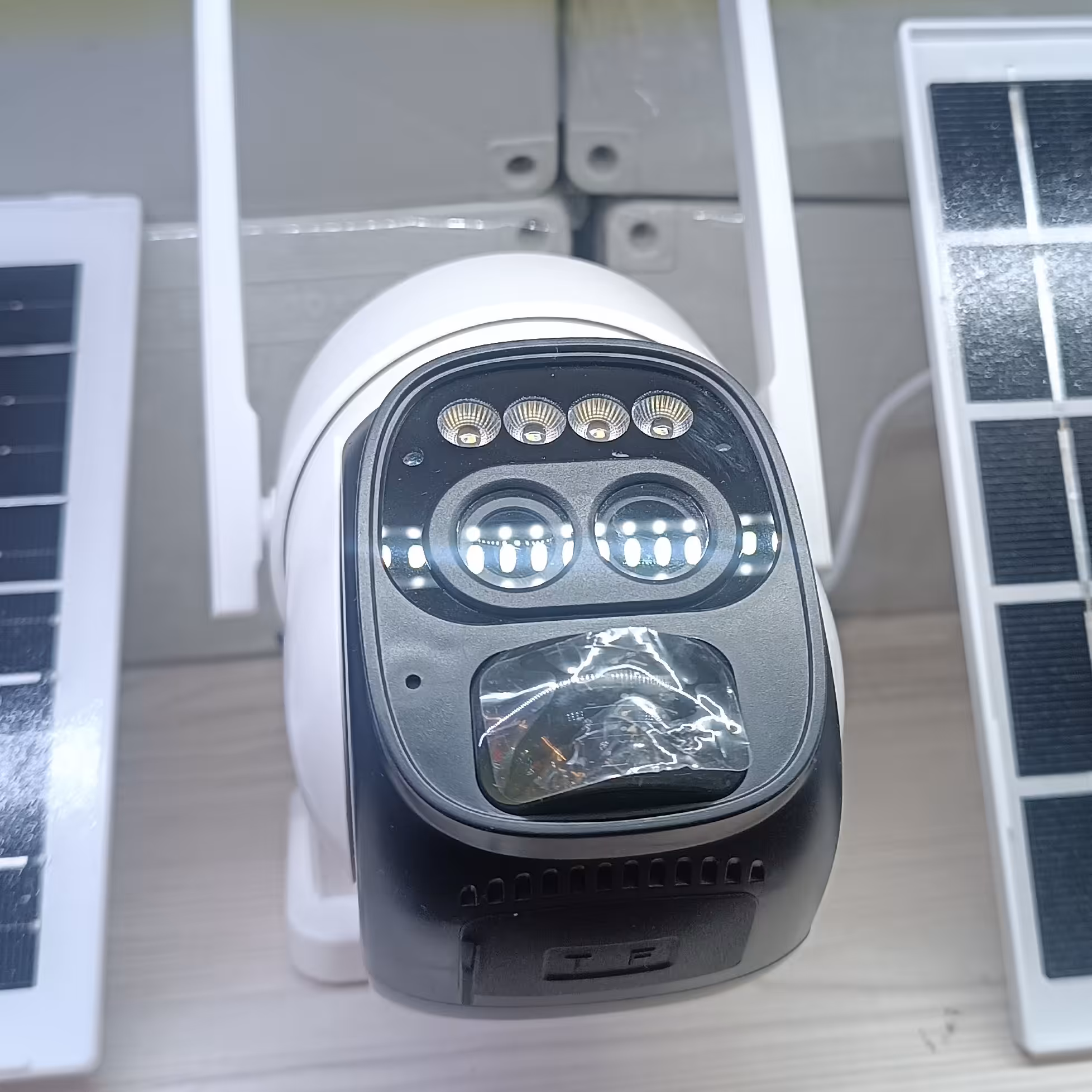 دوربین وای فای زوم دار دید درشب کیفیت فول hd