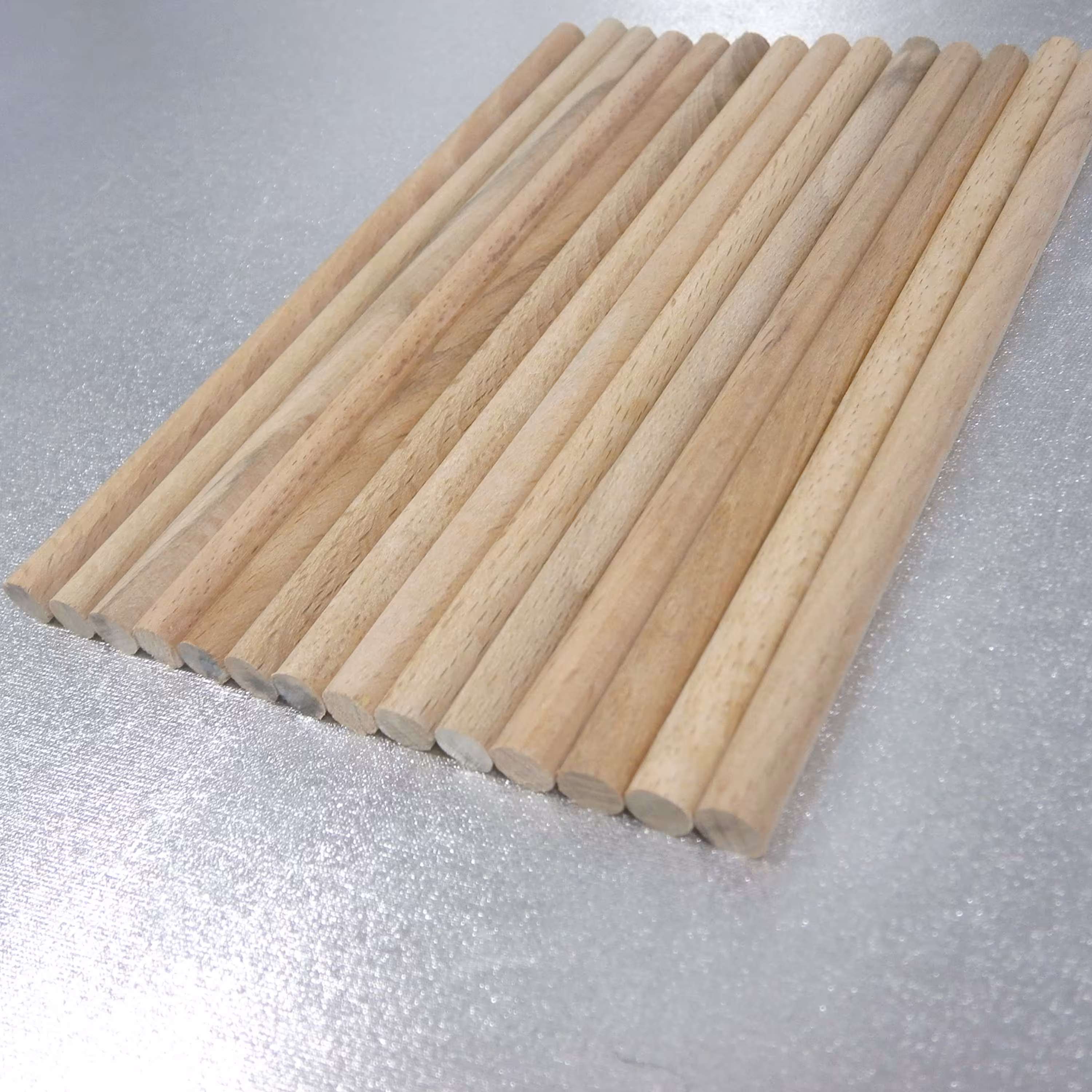 چوب گرد راش 8 میل طول 10 سانت بسته 20 عددی