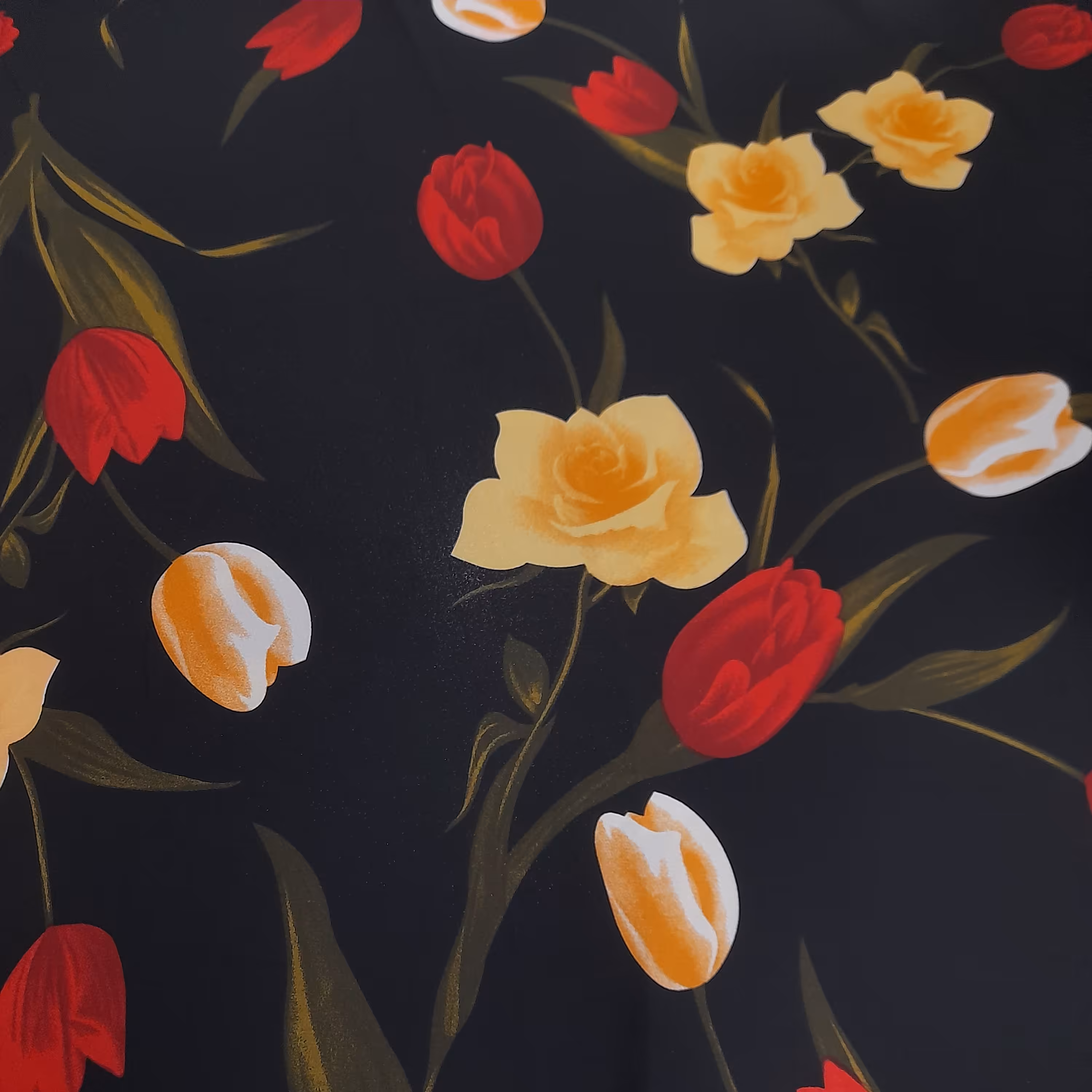 پارچه کرپ حریر گلدار  طرح جدید گل لاله