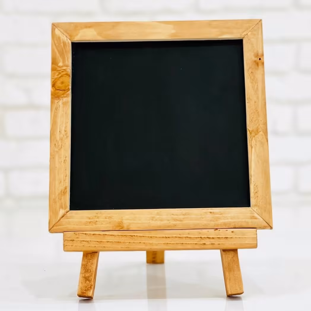 استند تخته سیاه پایه دار رو میزی چوب روس رنگ قهوه ای روشن 