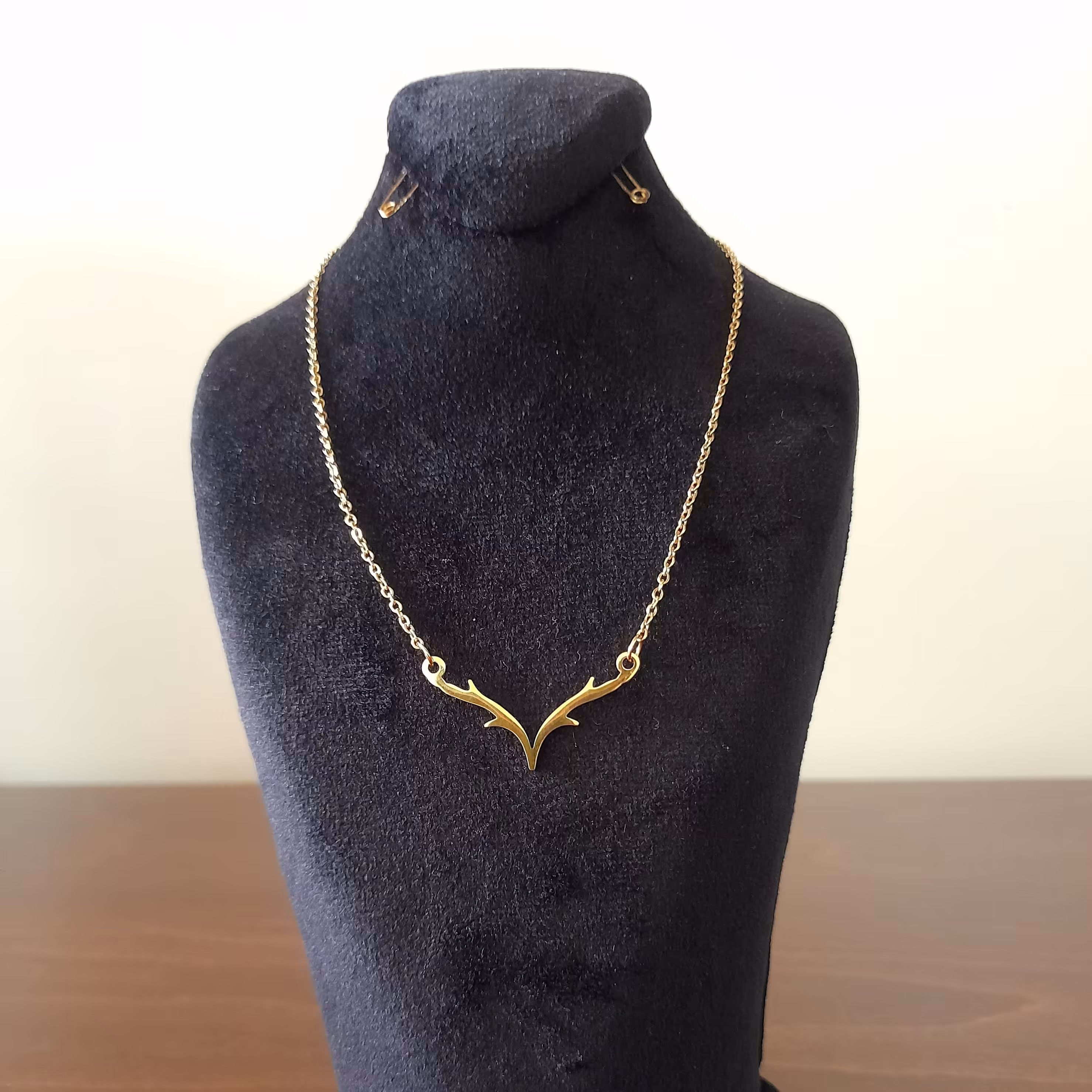 گردنبند  شاخ گوزن