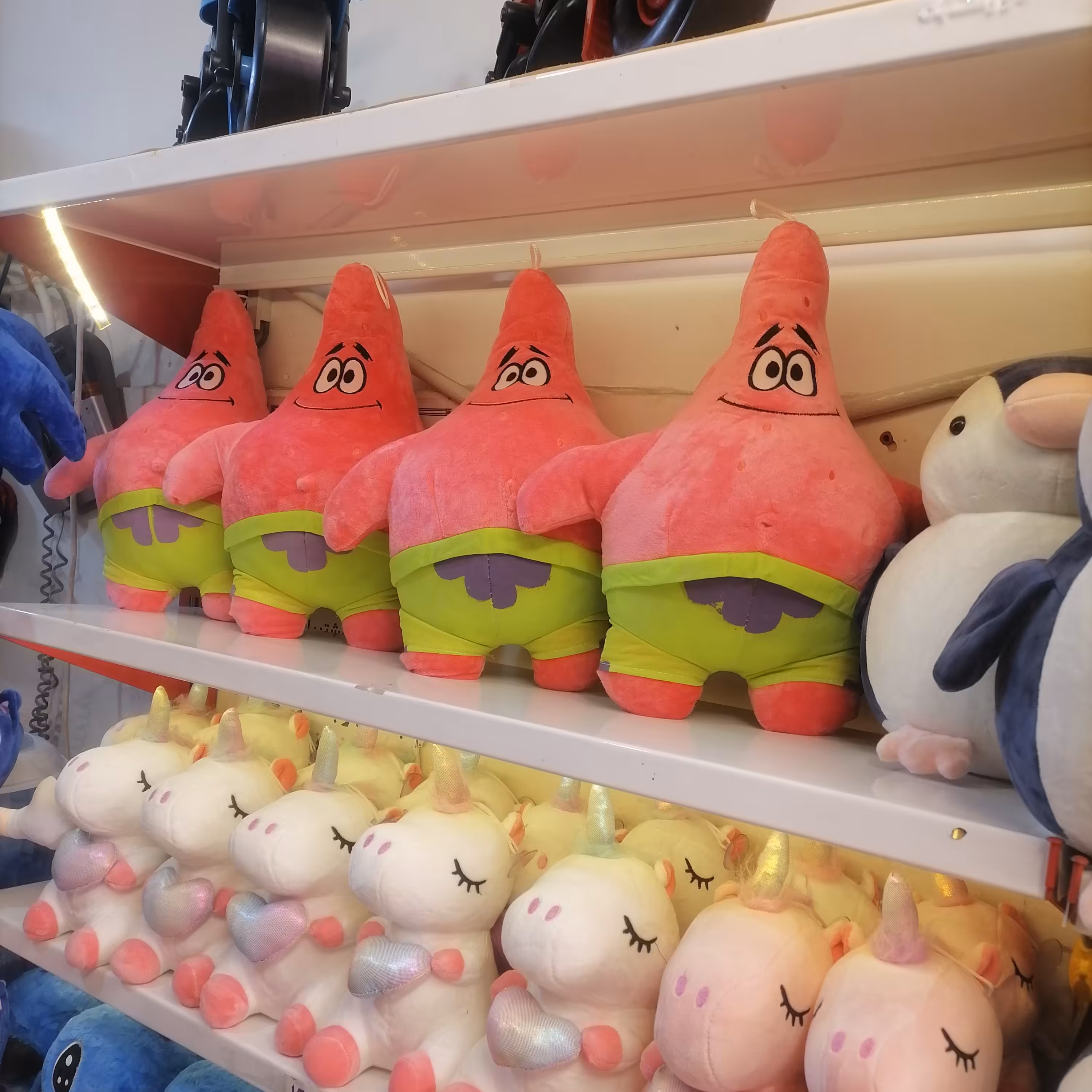 عروسک پاتریک خارجی سایز 40 سانت 