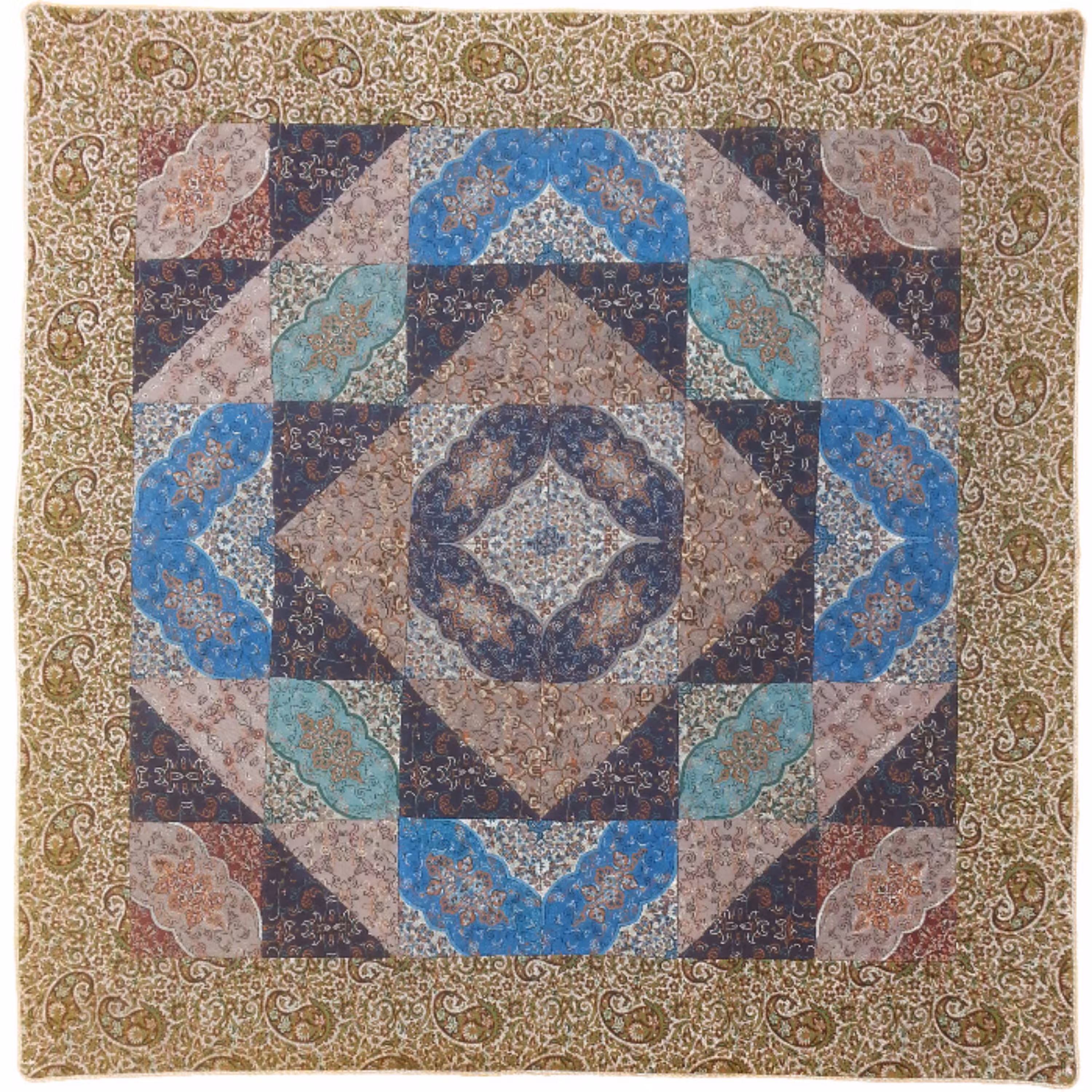 رومیزی ترمه ابریشم طرح چهل تکه کد TRM144 رنگ آستر طوسی