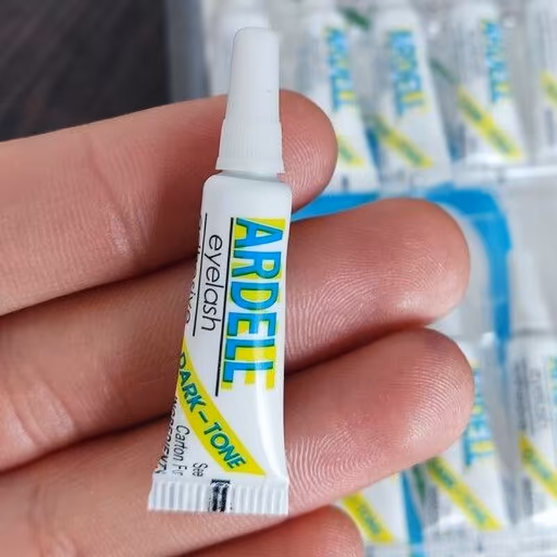 چسب مژه مشکی مدل 5 عددی - پخش آینده