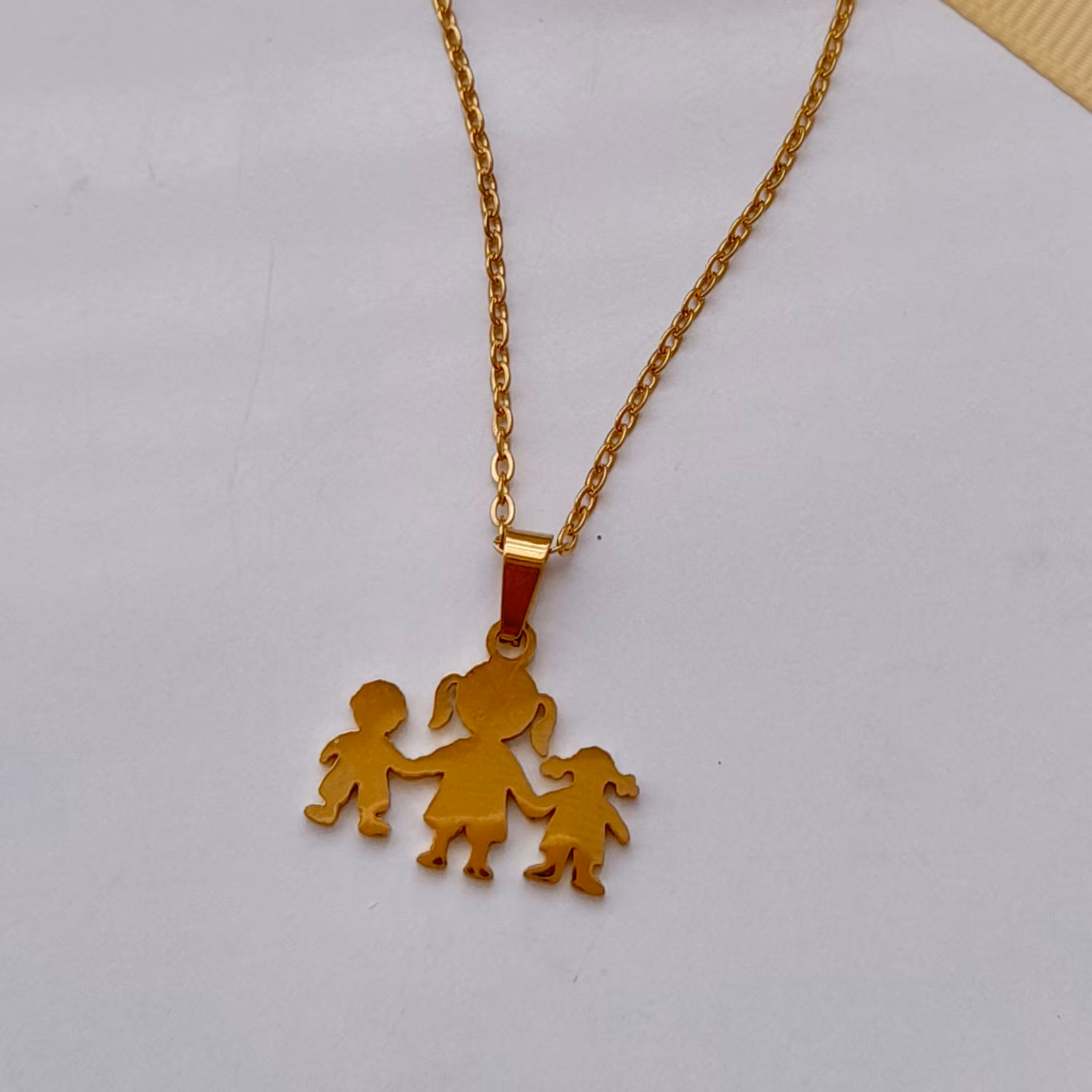 نیم ست مادر و فرزند استیل طلایی