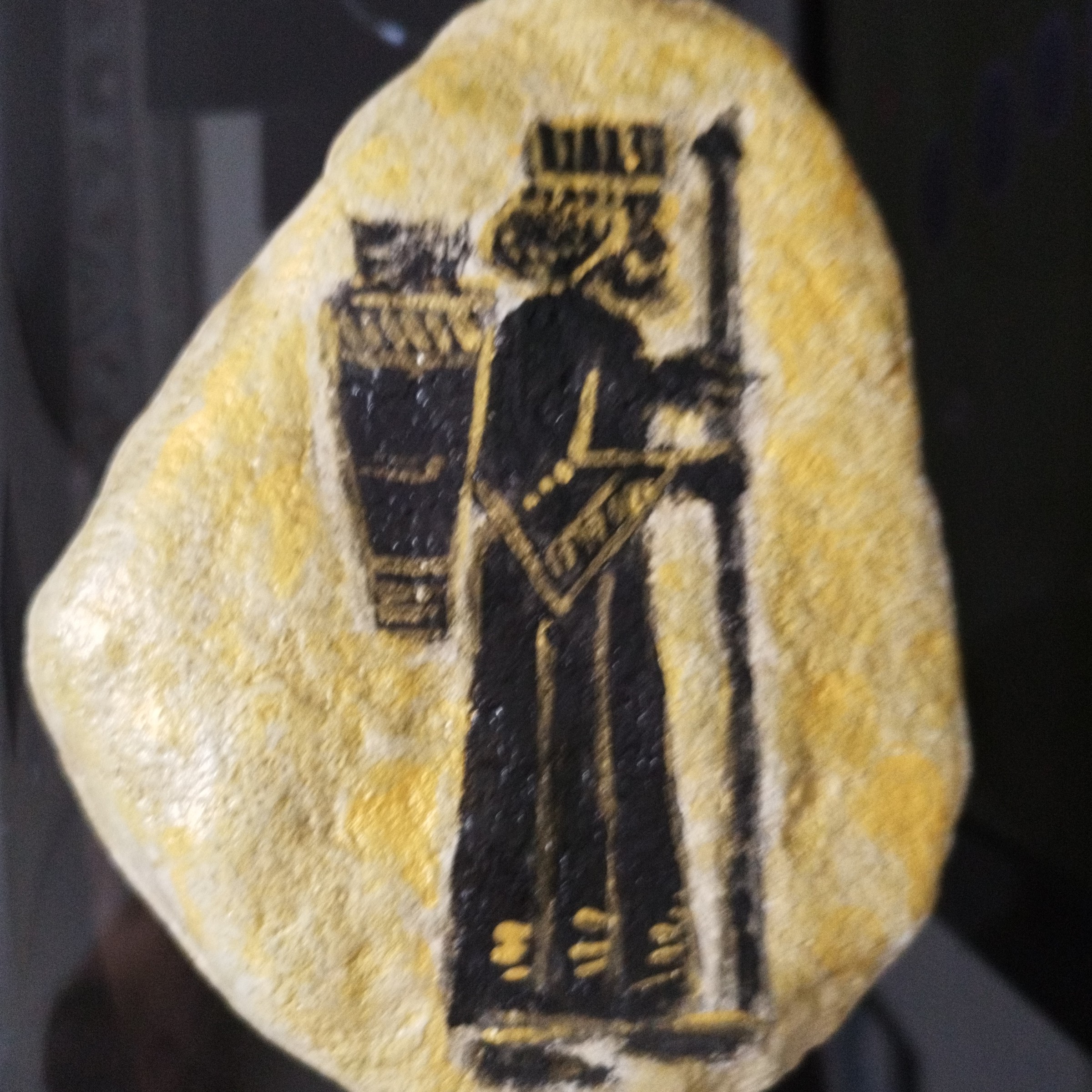 نقاشی روی سنگ هخامنشی