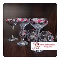 بستنی خوری یا جام دکوری با طراحی اکلیل طلایی ویترای با رنگ آبی 