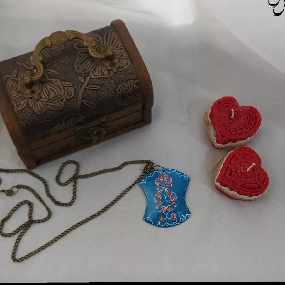 گردنبند میناکاری 
