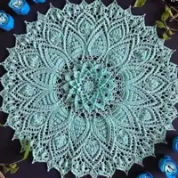 رومیزی قلاب بافی با نخ ابریشم  مدل بیرگیتا 