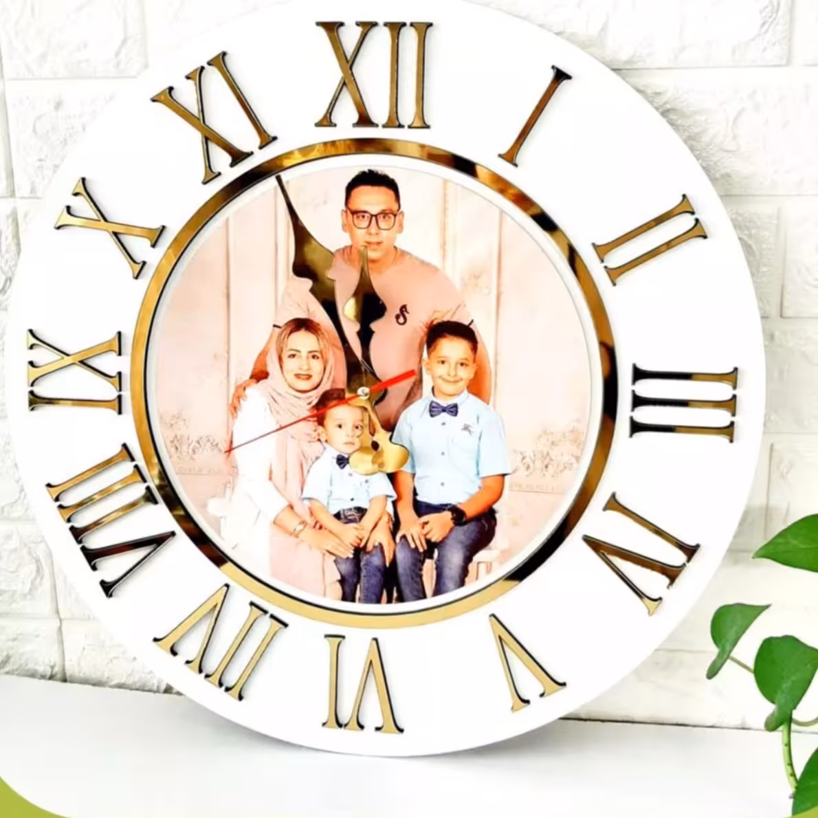 ساعت در دو سایز 