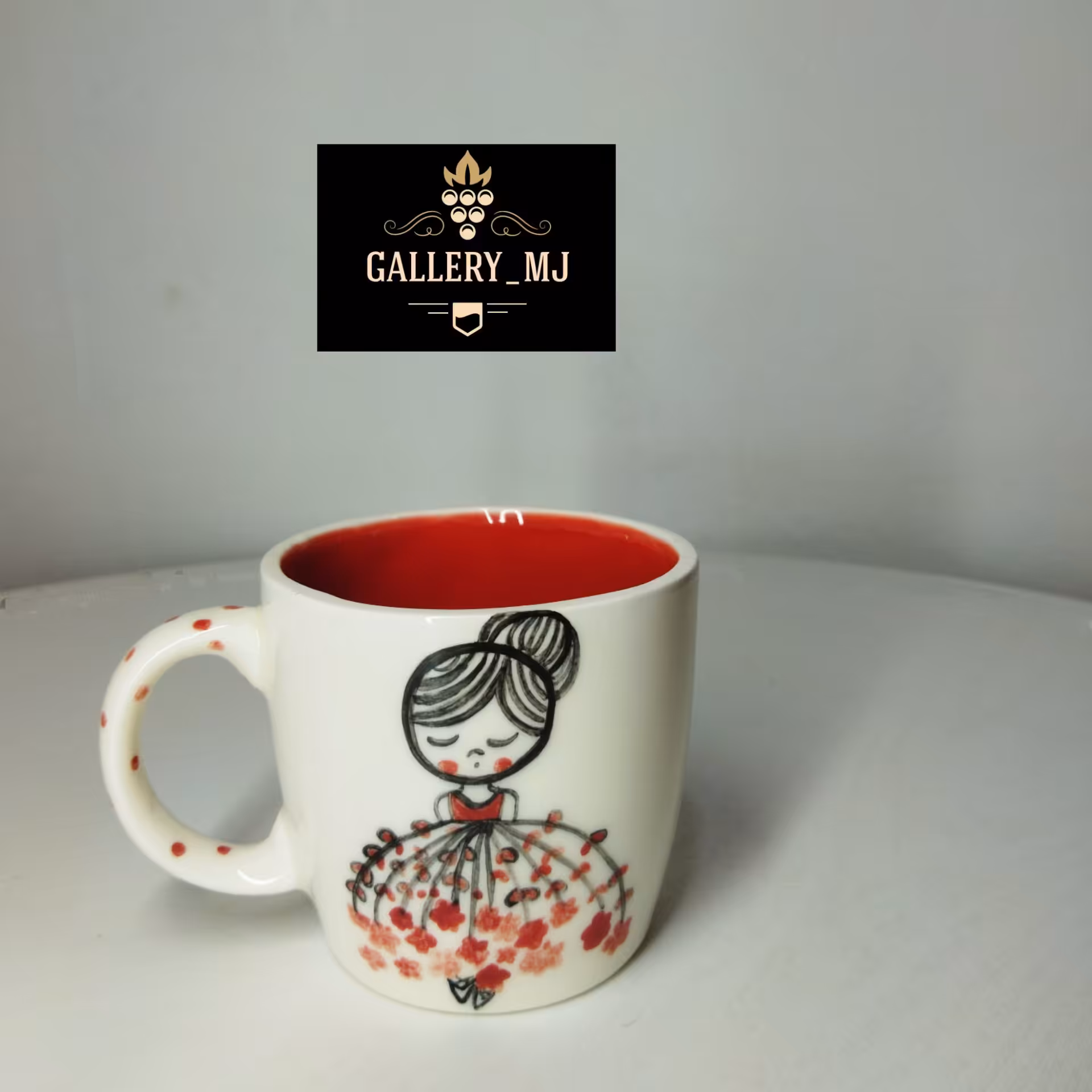 ماگ دختر دستساز 