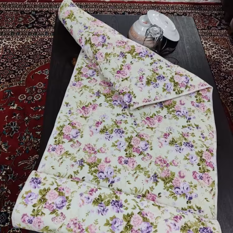 نم گیر1.5متری ظروف اشپزخانه درطرح ورنگ های متنوع برای گرفتن اب اضافی ظروف روی کابینت 