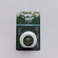 نخ دندان سفید کننده سیگنال با طعم نعناع 50 متری