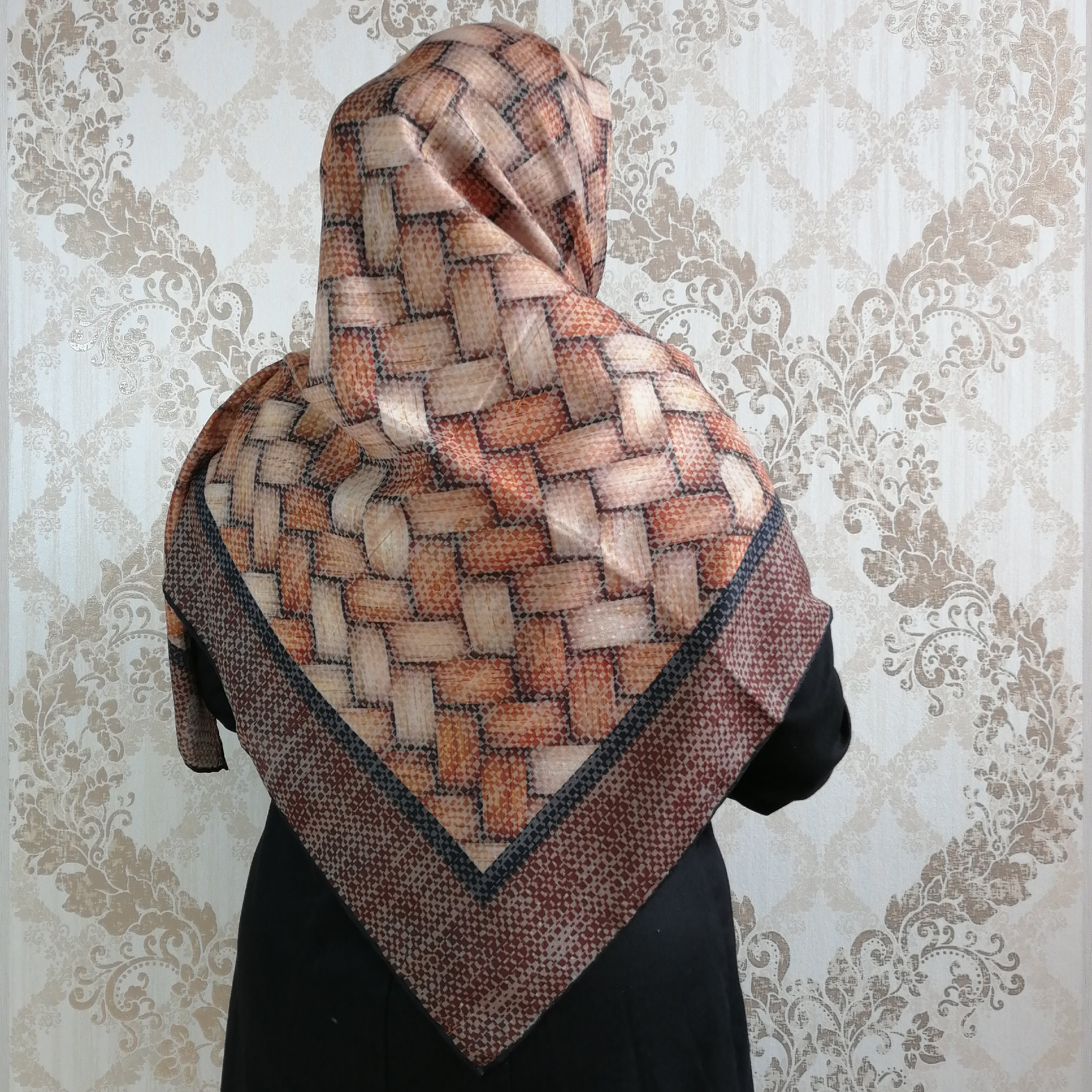 روسری نخی طرح حصیری